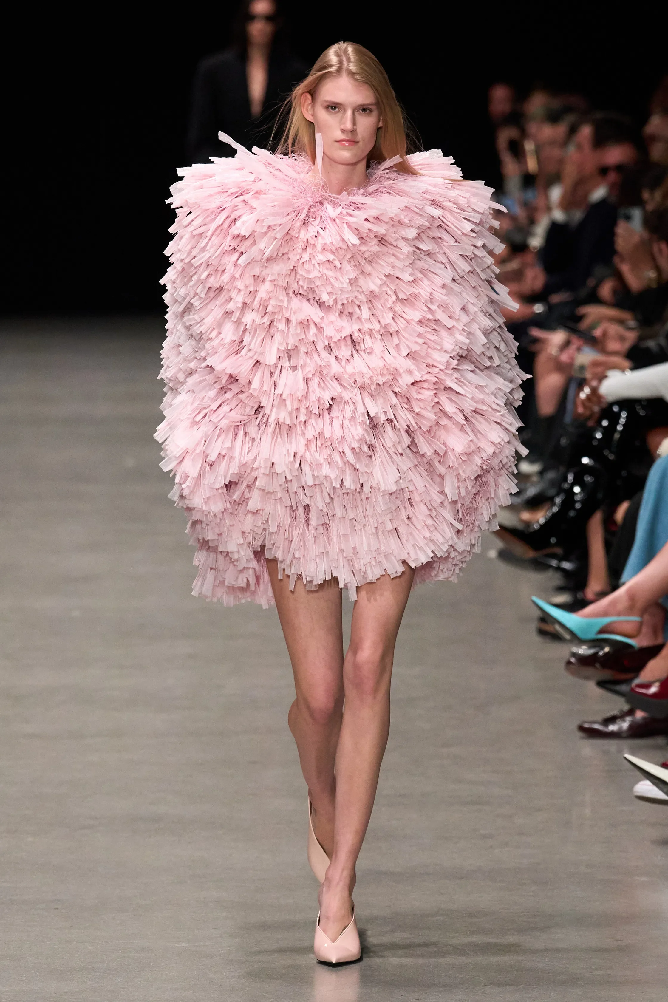 00038-stella-mccartney-spring-2026-ready-to-wear-credit-gorunway.jpg.webp