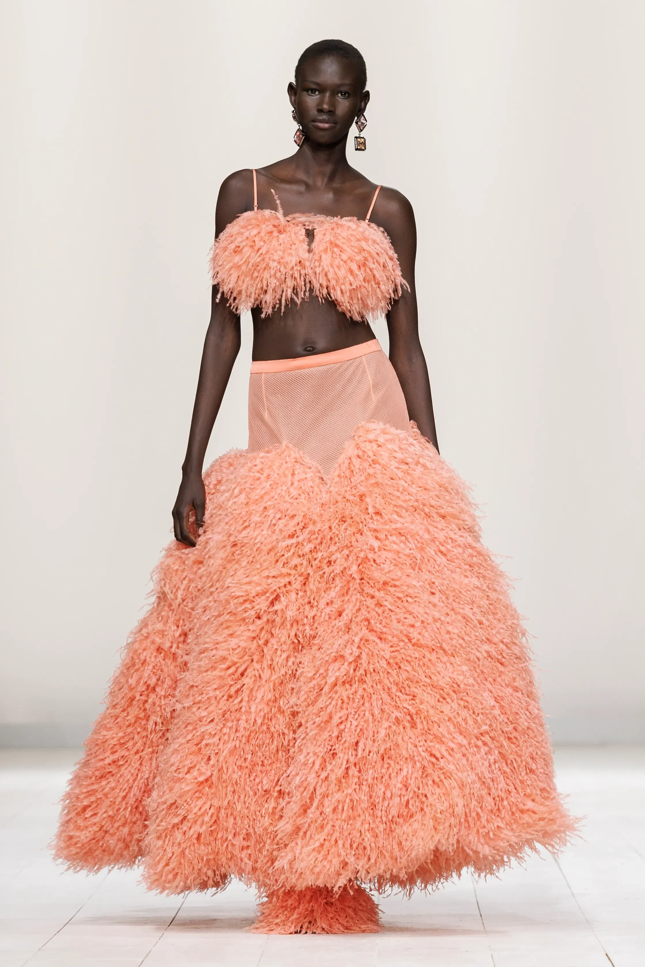 00047-givenchy-spring-2026-ready-to-wear-credit-brand.jpg.webp