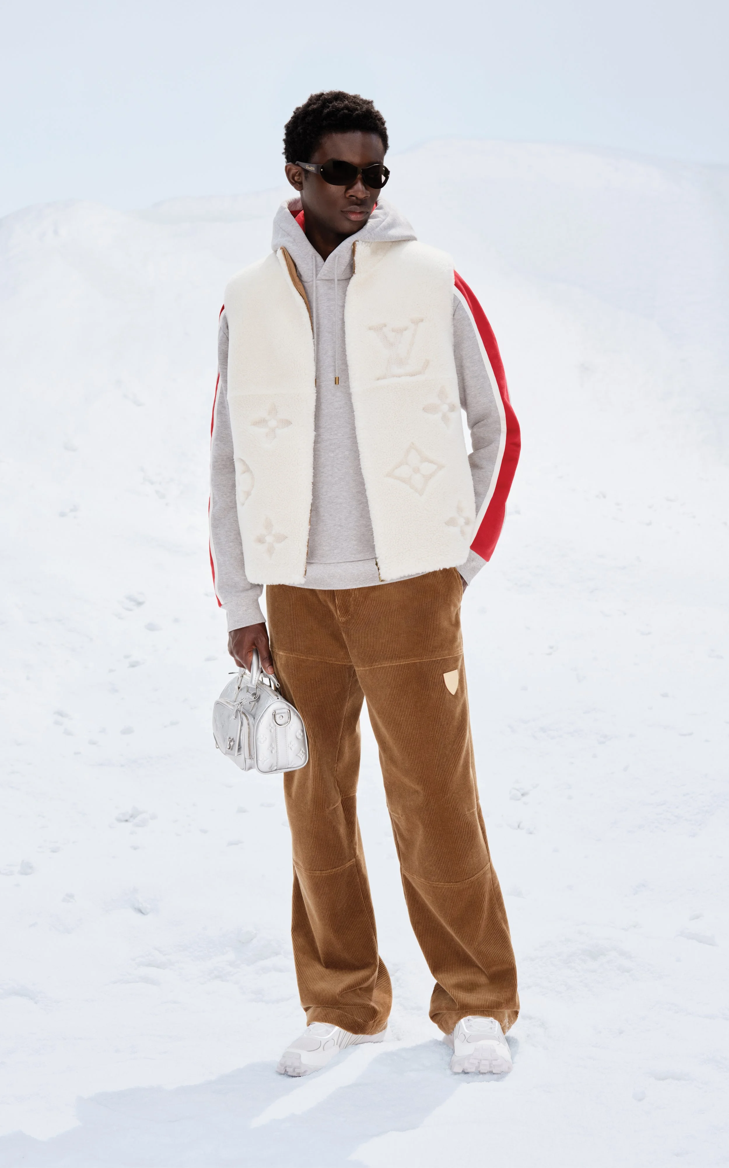 LOUIS_VUITTON_MENS_SKI_CAPSULE_2026_LOOK_10.jpg