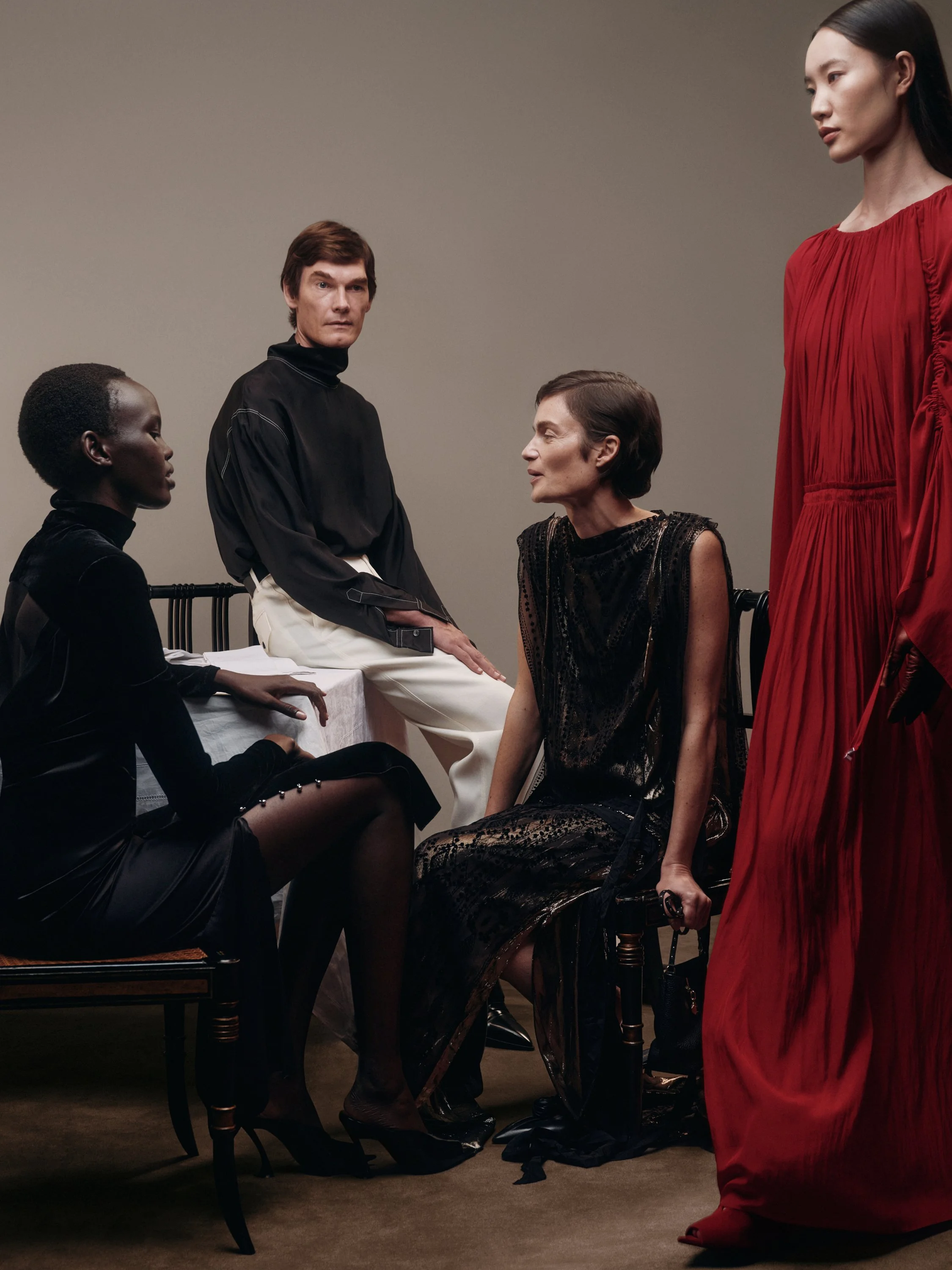 AW25_FESTIVE_ON_MODELS_1_3x4.jpg