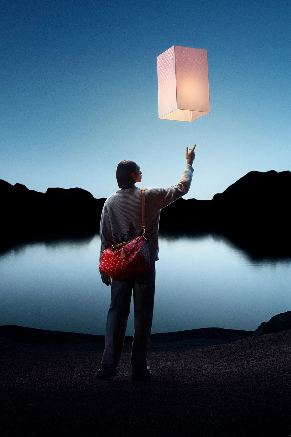 LOUIS_VUITTON_HOLIDAY_2025_CAMPAIGN_6_Jonas_Lindstroem.jpg