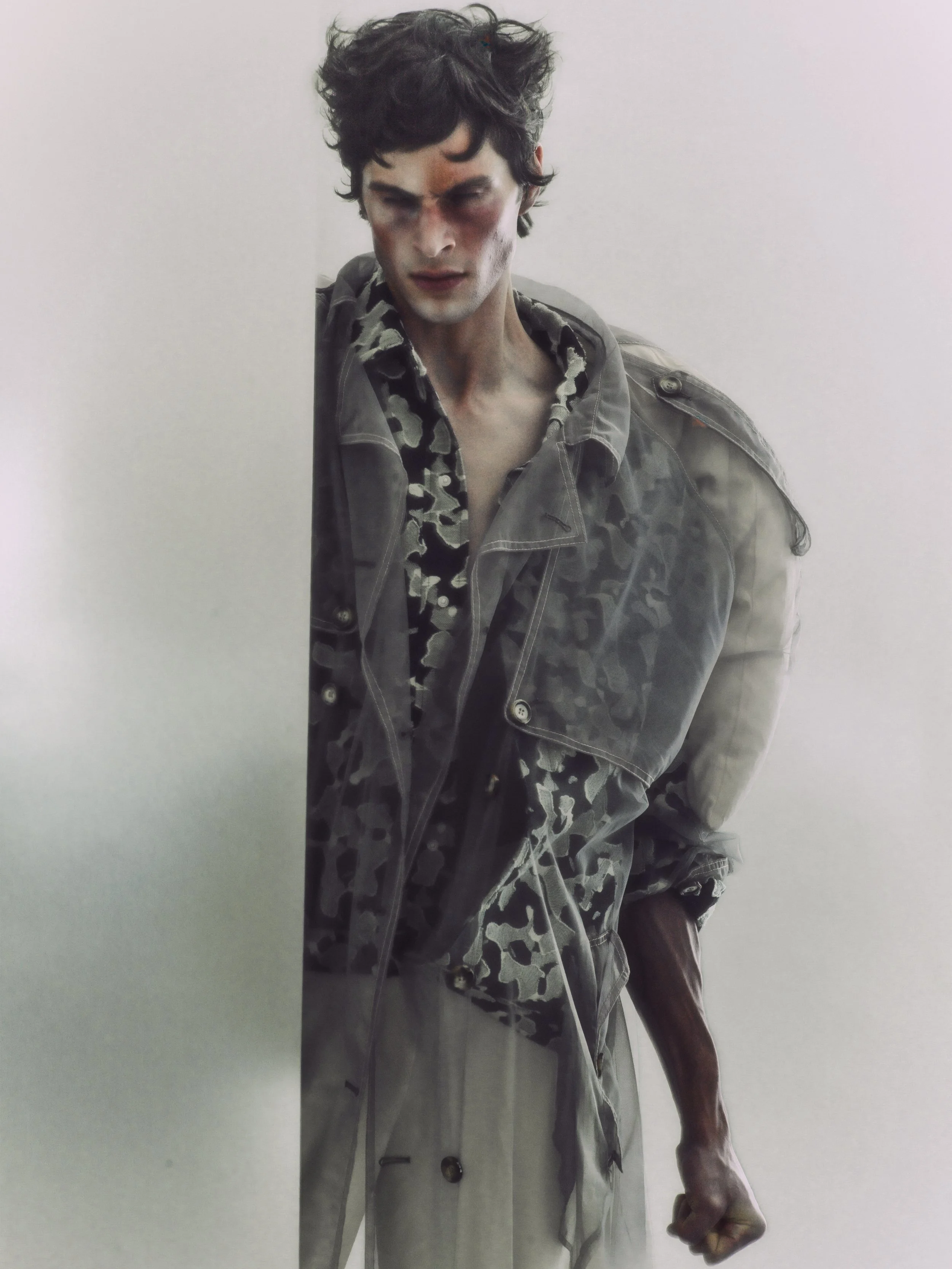 EXCLUSIVE ‘BLIND RUNNER’ EDITORIAL CAPTURED BY POLINA AND VLADIMIR MORDINOVS