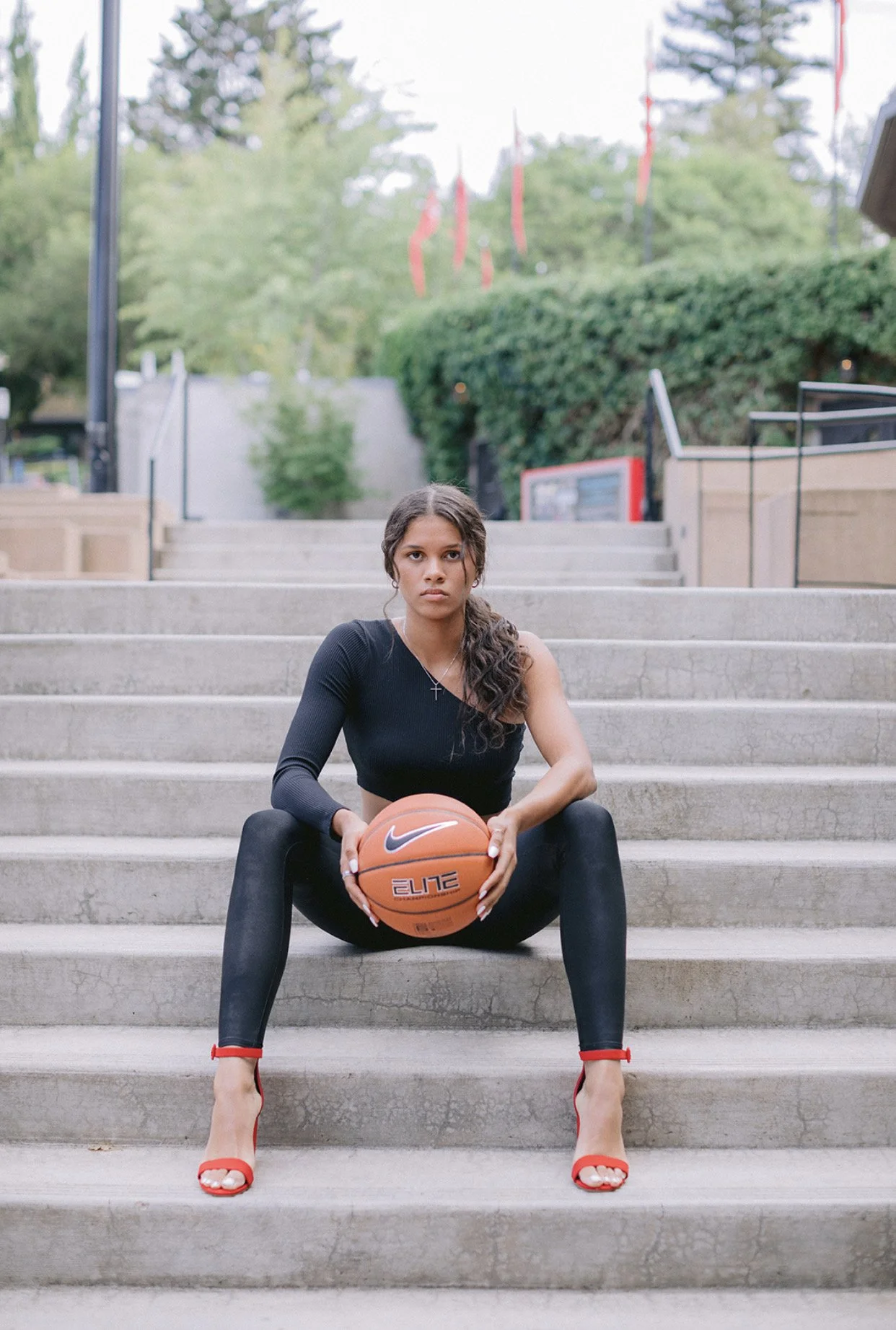 IN CONVERSATION WITH DONOVYN HUNTER