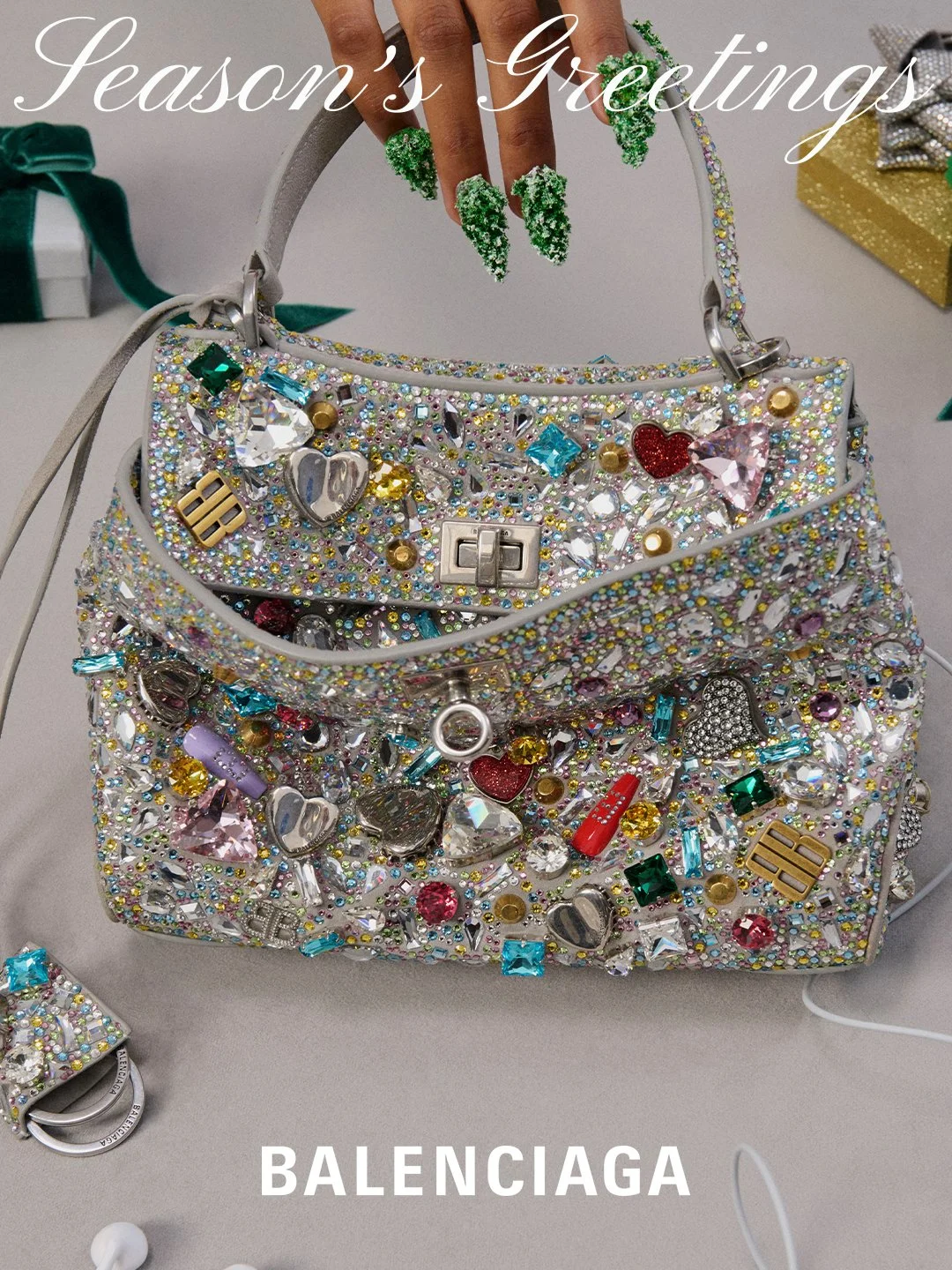 BALENCIAGA EOY GIFTING NAILS EN IMAGE 8.jpg