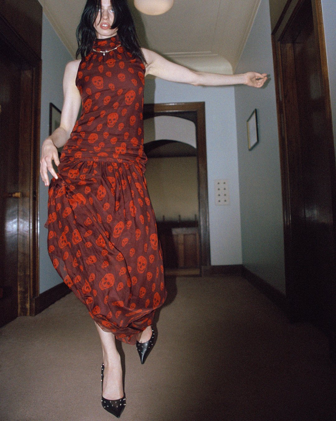 McQUEEN SS26 PRE-CO_HERO_1080_X_1350_31.jpg
