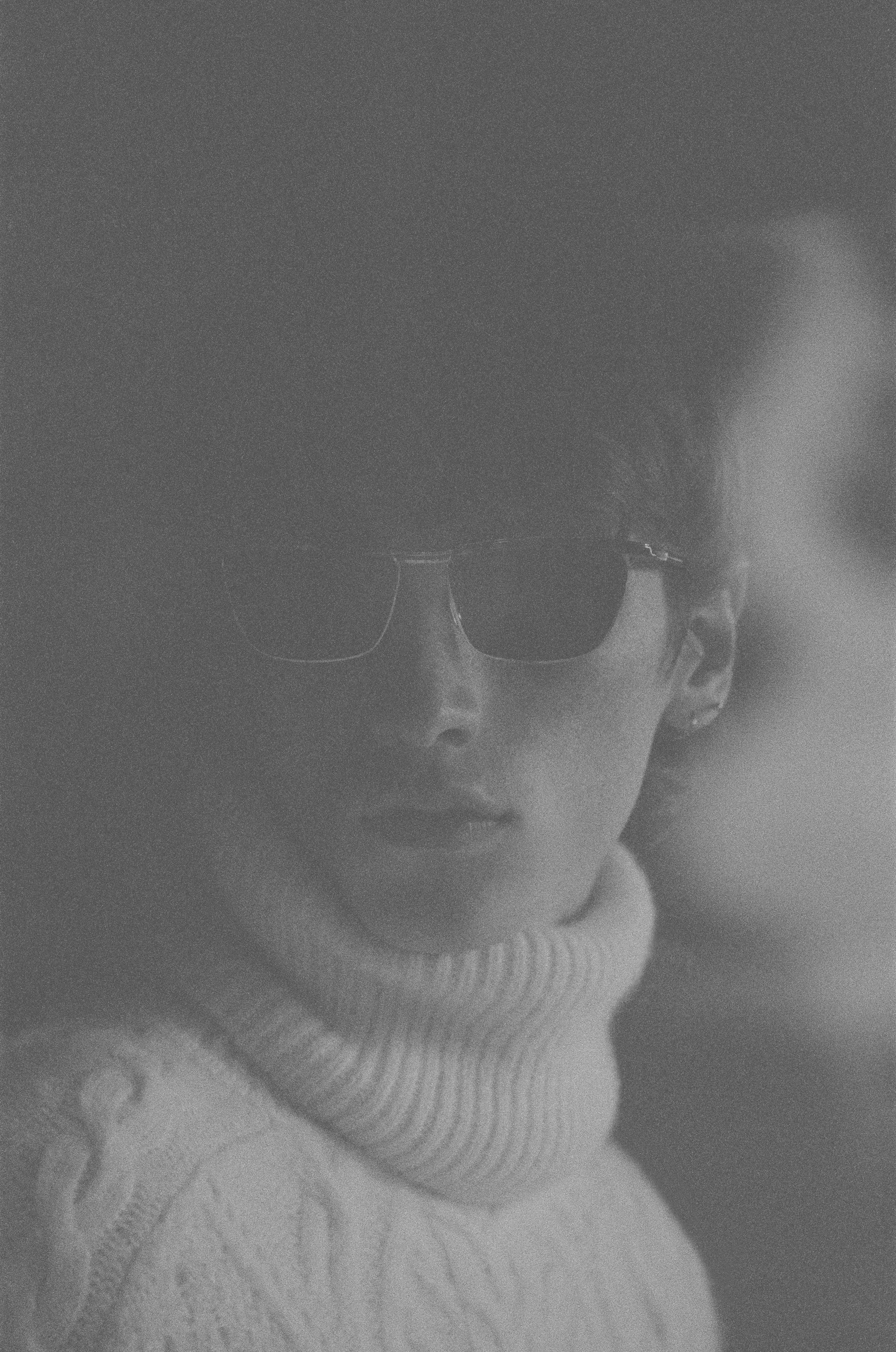 SAINT LAURENT RIVE DROITE_SNOW_EDITION_08_HR.jpg
