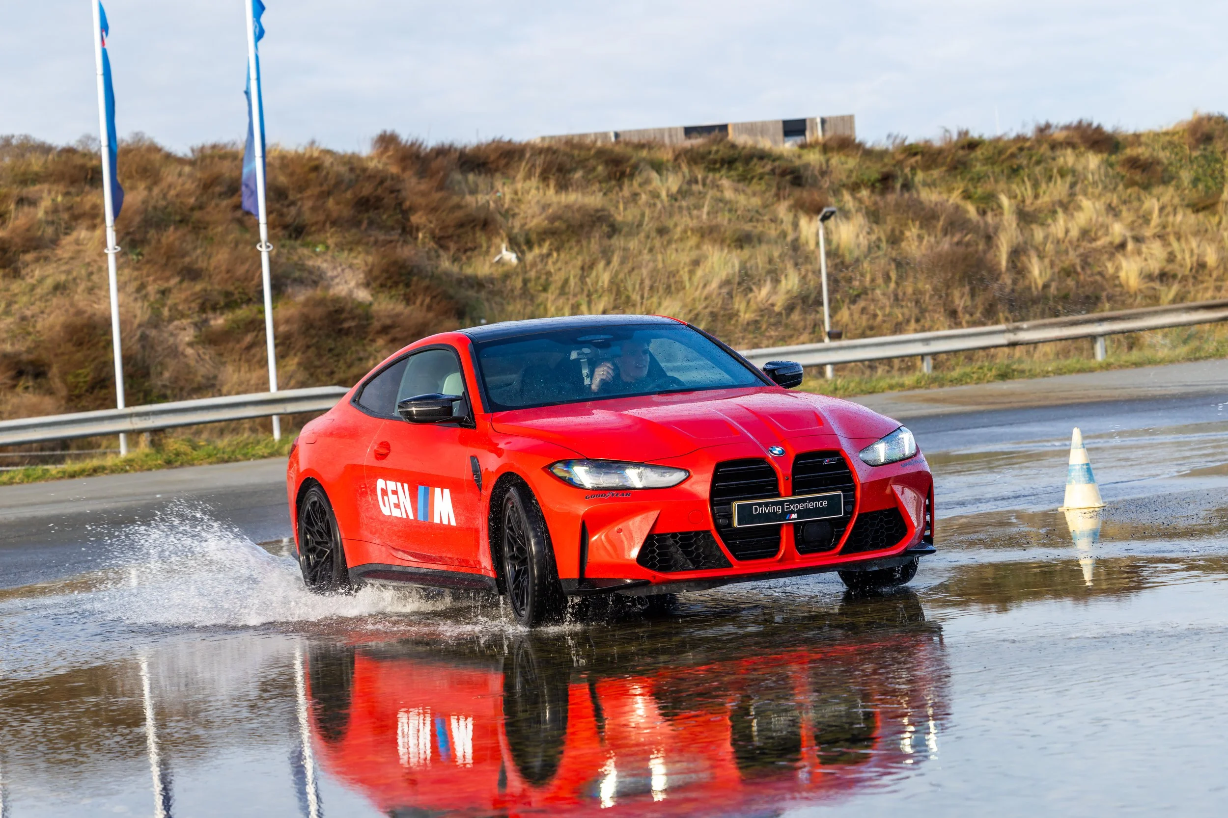 ‘MASTER THE M!’ AN INTRODUCTION TO THE NEW BMW M2 CS