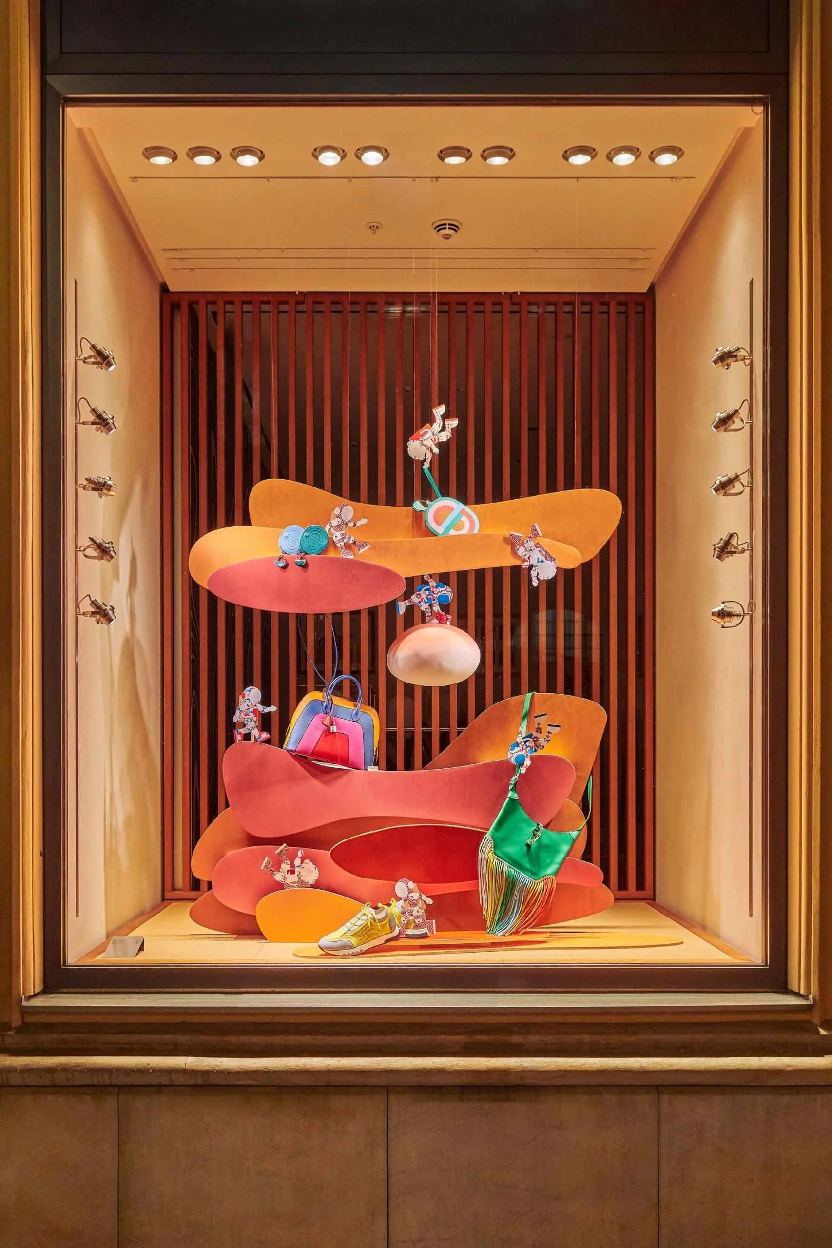 hermes-window-spring21-2-scaled.jpg