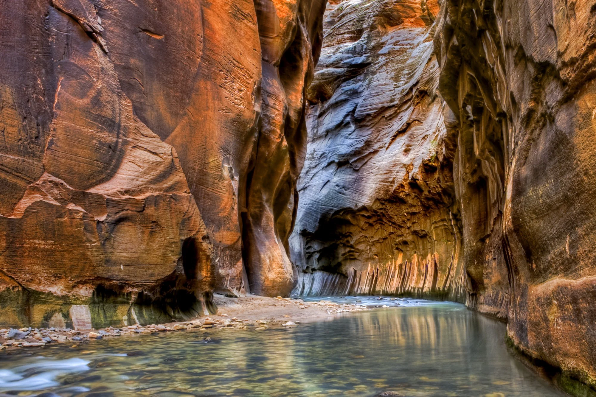 zion-national-park_the-narrows_istock.jpg