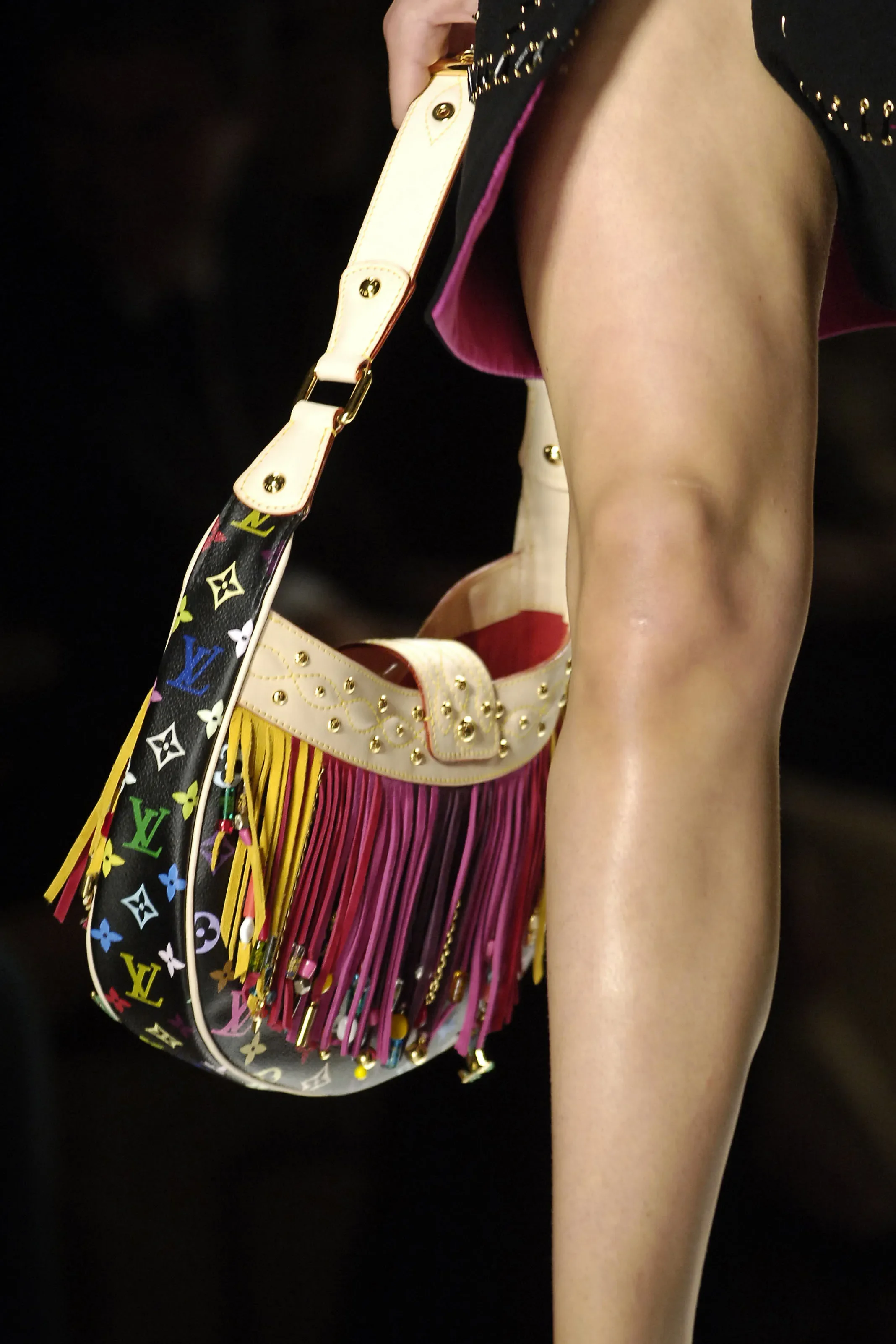 00250h-louis-vuitton-spring-2006-ready-to-wear-detail-a.jpg.webp