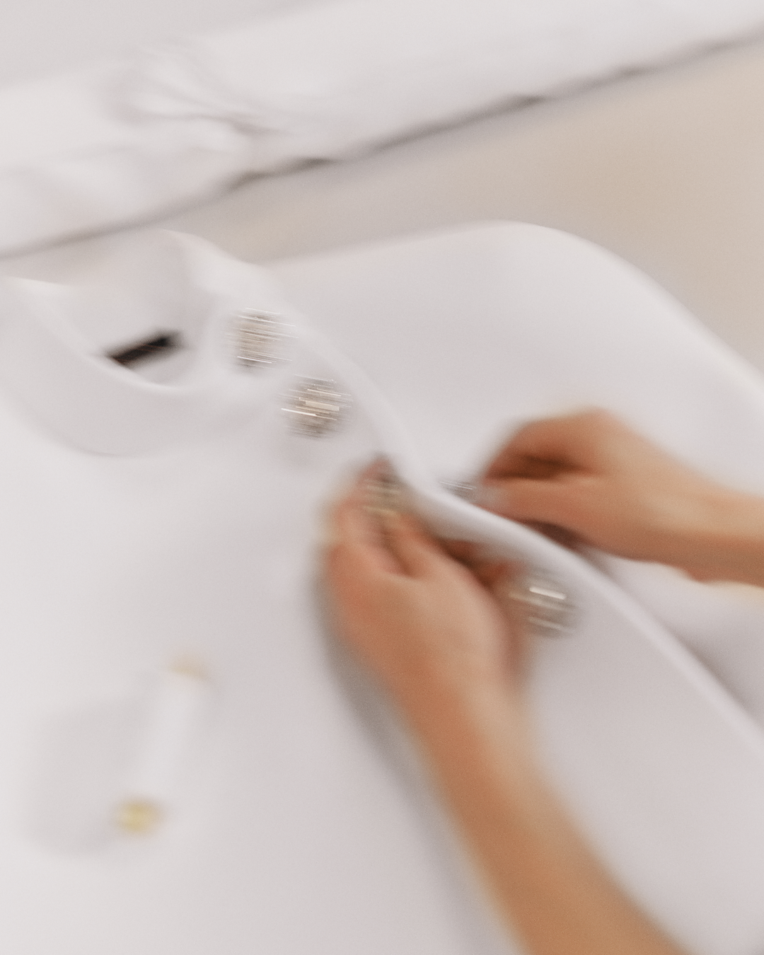 LOUIS VUITTON SAVOIR FAIRE - EMILY BLUNT - 2.png