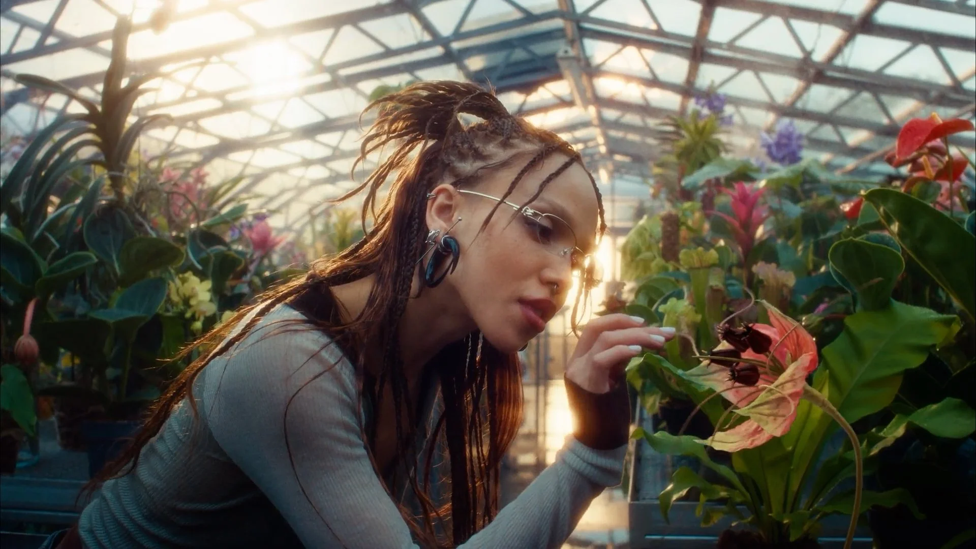 FKA TWIGS BLOSSOMS IN THE NEW GENTLE MONSTER CAMPAIGN