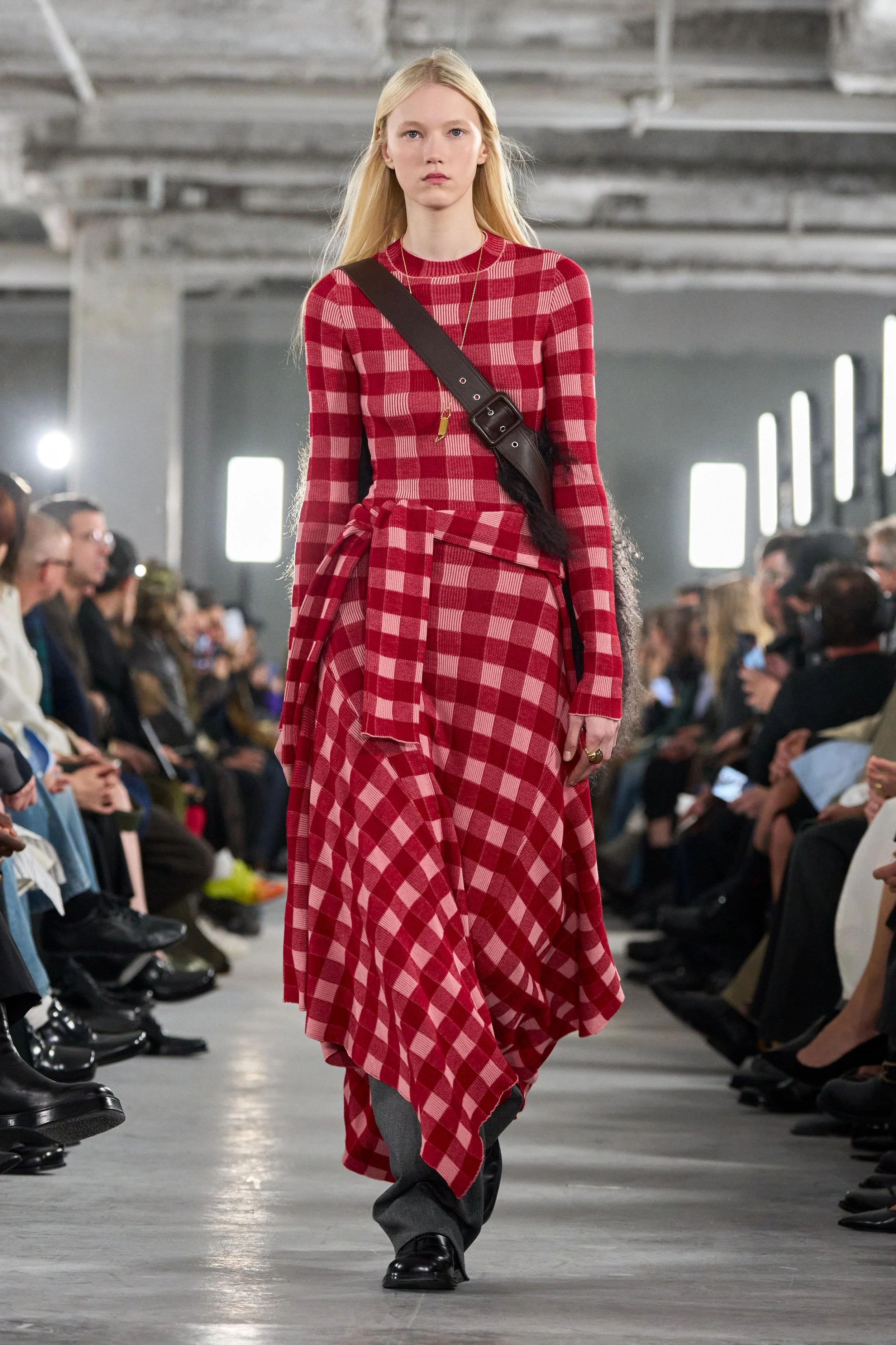 AMI_FW26_SHOW_RUNWAY LOOKS_44.jpg