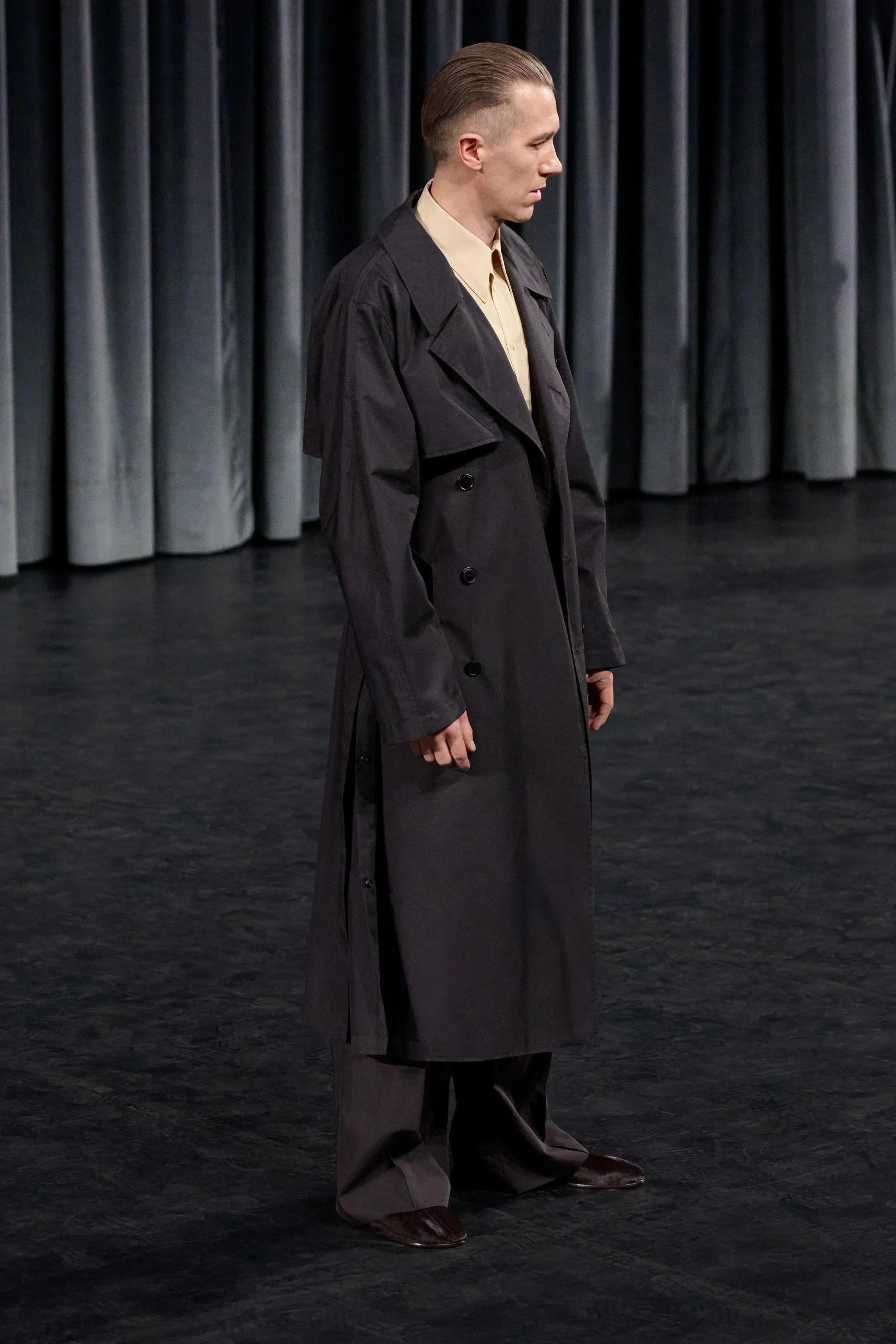 00002-lemaire-fall-2026-menswear-credit-jack-day-brand.jpg.webp