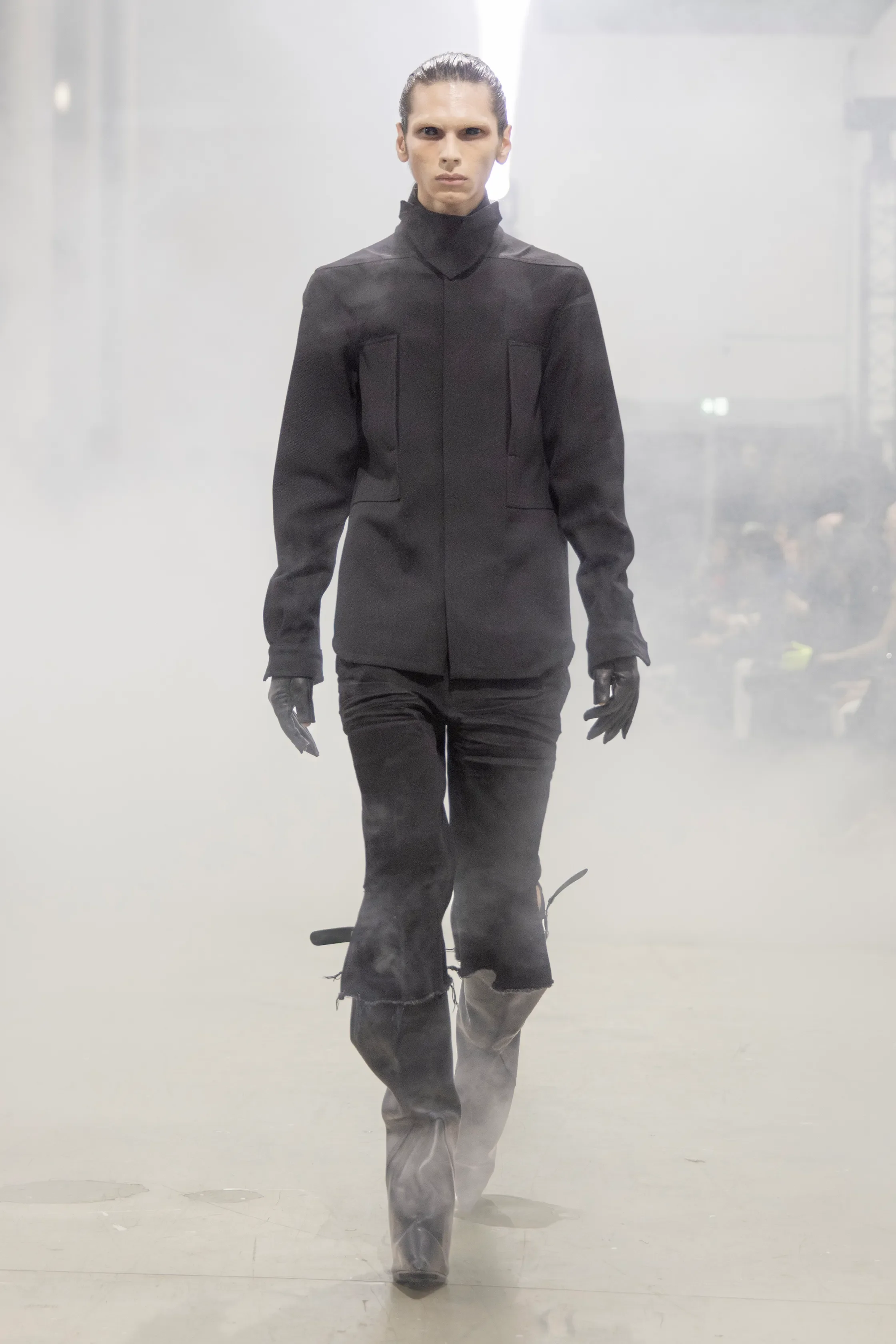 00005-rick-owens-fall-2026-menswear-credit-brand.JPG.webp