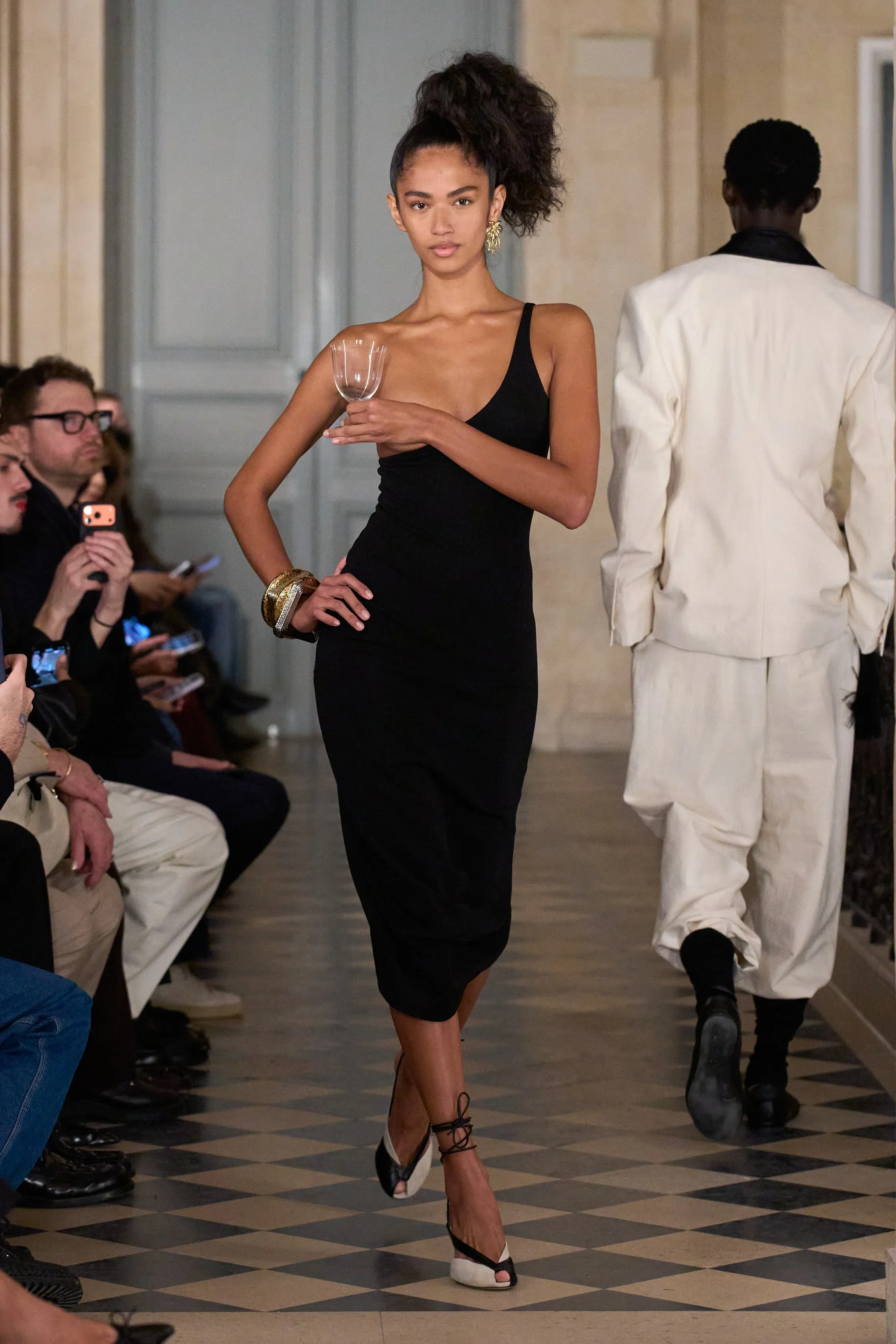 00071-jacquemus-fall-2026-ready-to-wear-credit-gorunway.jpg.webp