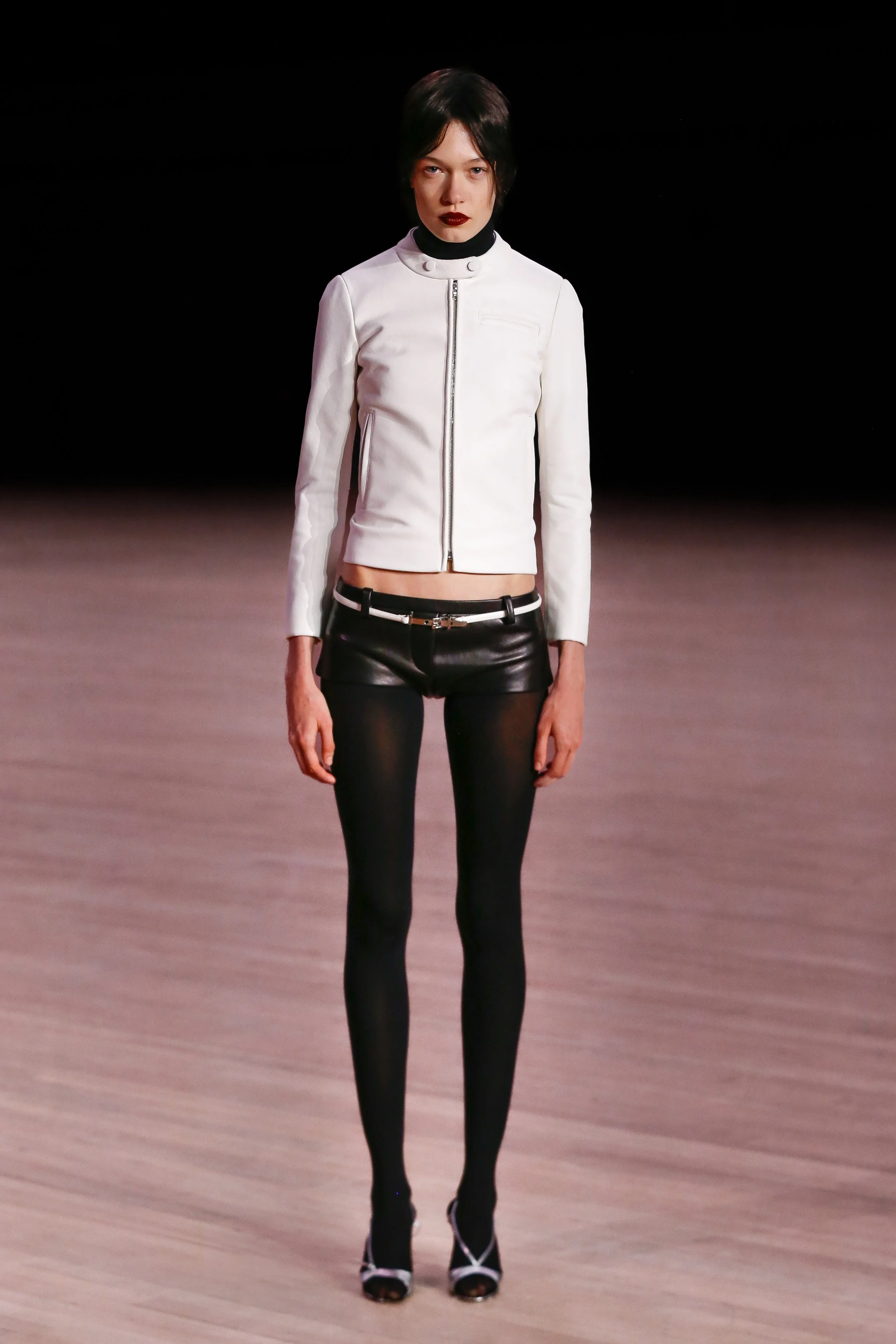 Look 25 - LAVINIA.JPG