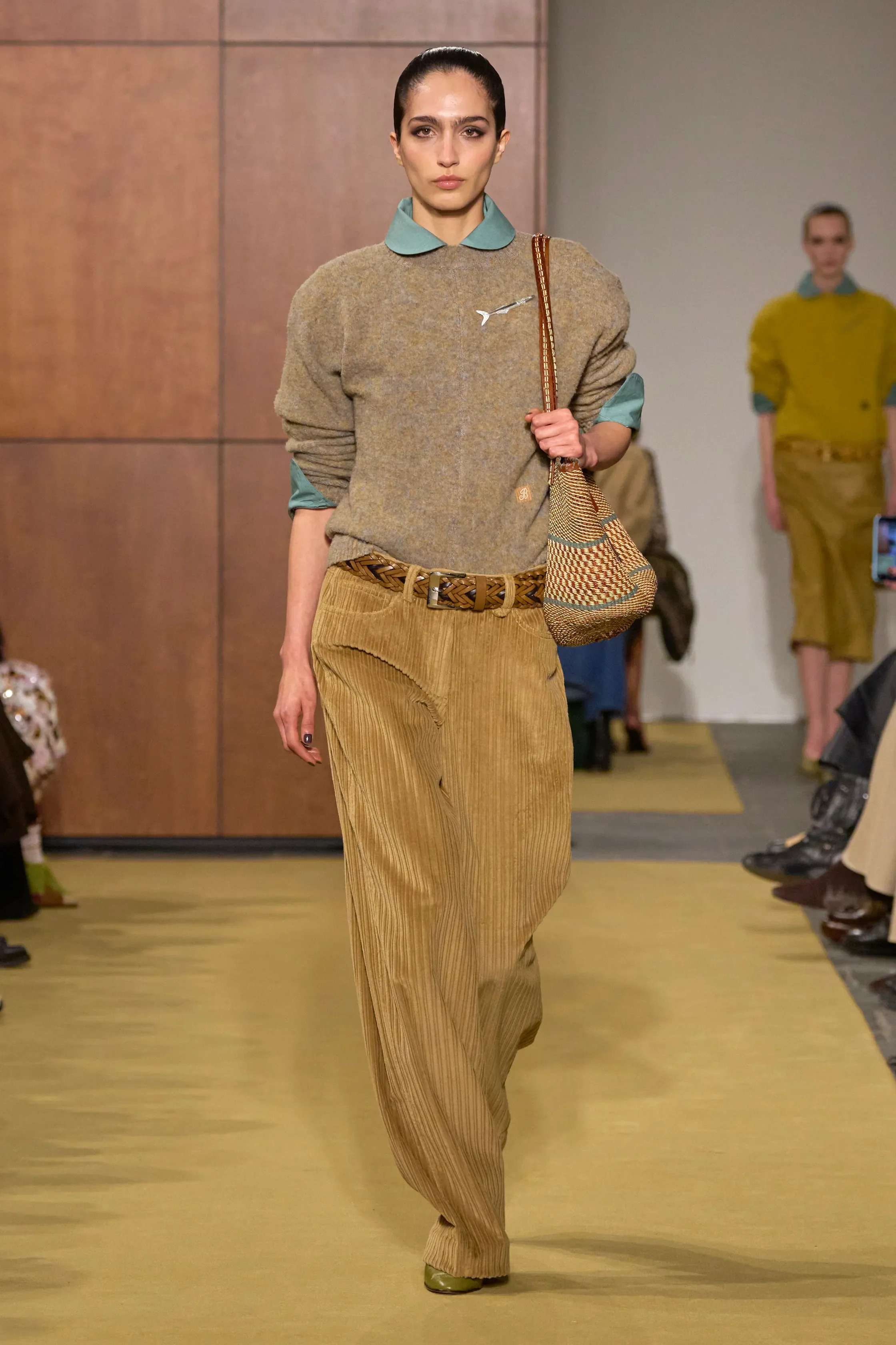 00002-tory-burch-fall-2026-ready-to-wear-credit-gorunway.jpg.webp