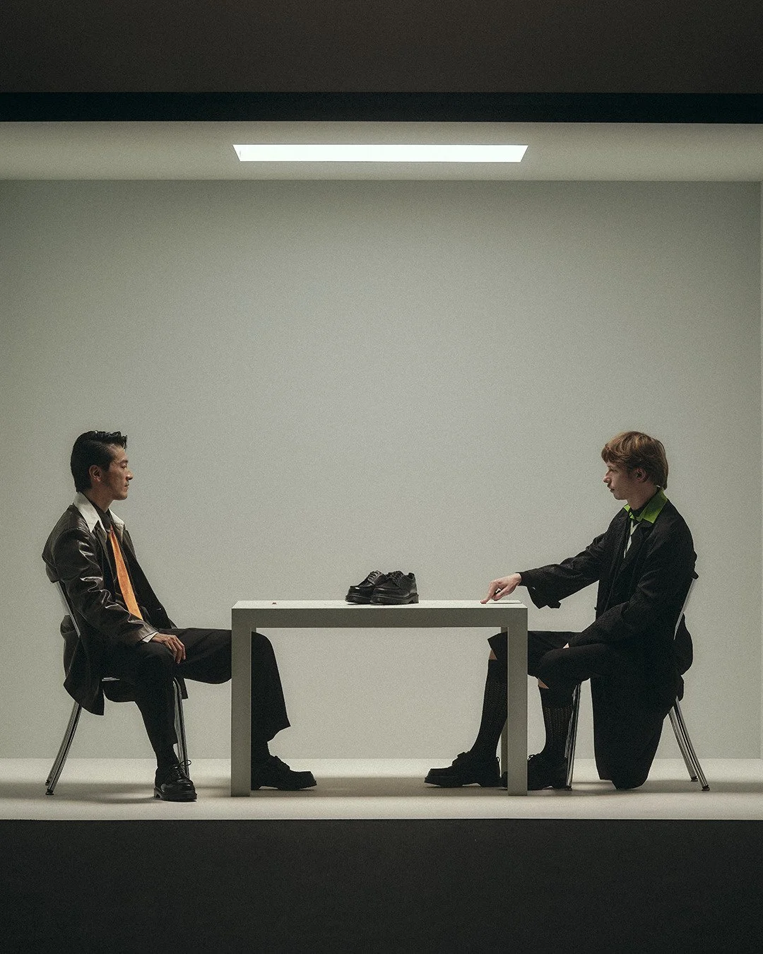 Dr. Martens x Beams_Black Lowell Beams Shoes_43026001_€220_6.jpg