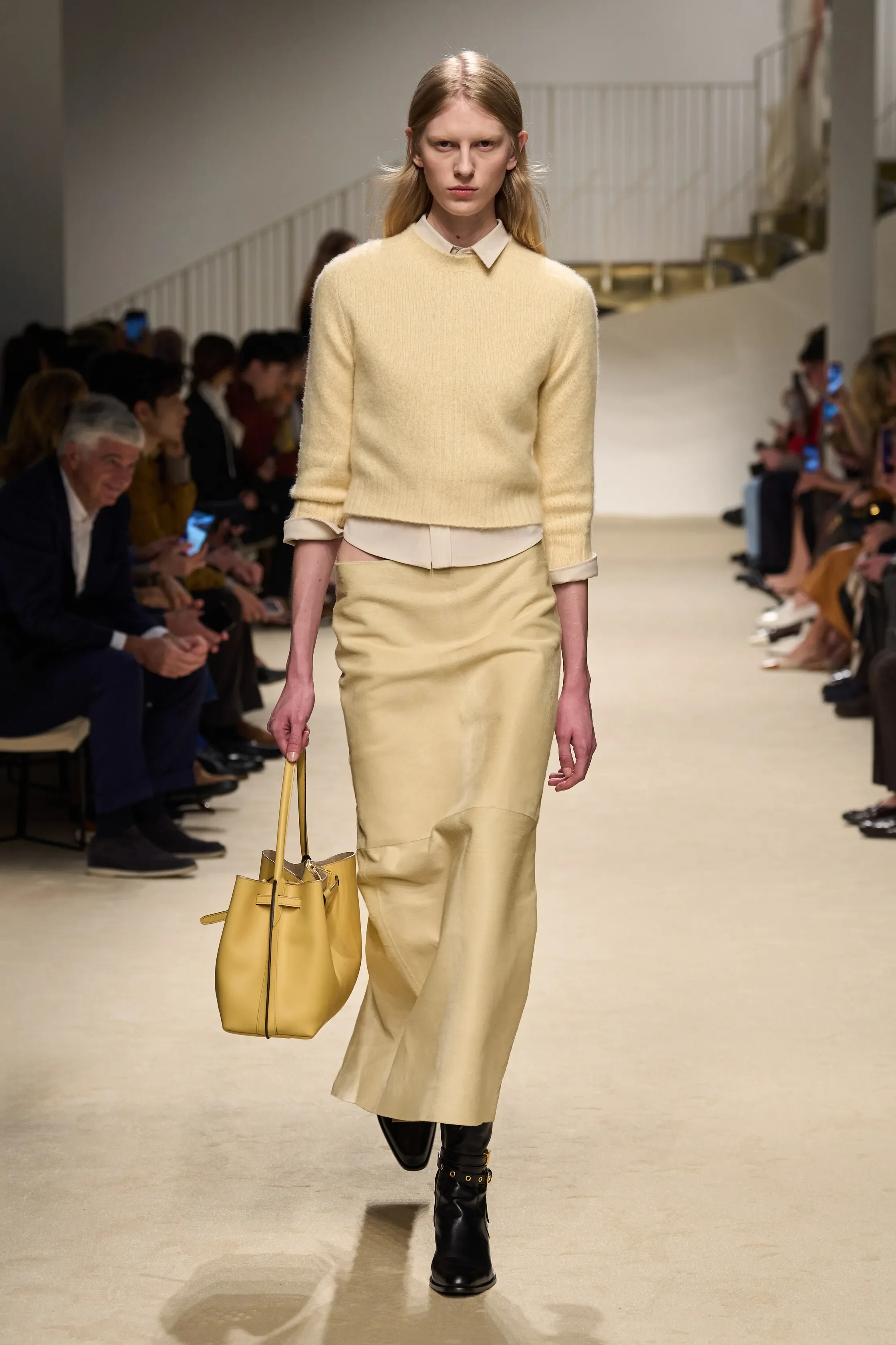 00027-tods-fall-2026-ready-to-wear-credit-gorunway.jpg.webp