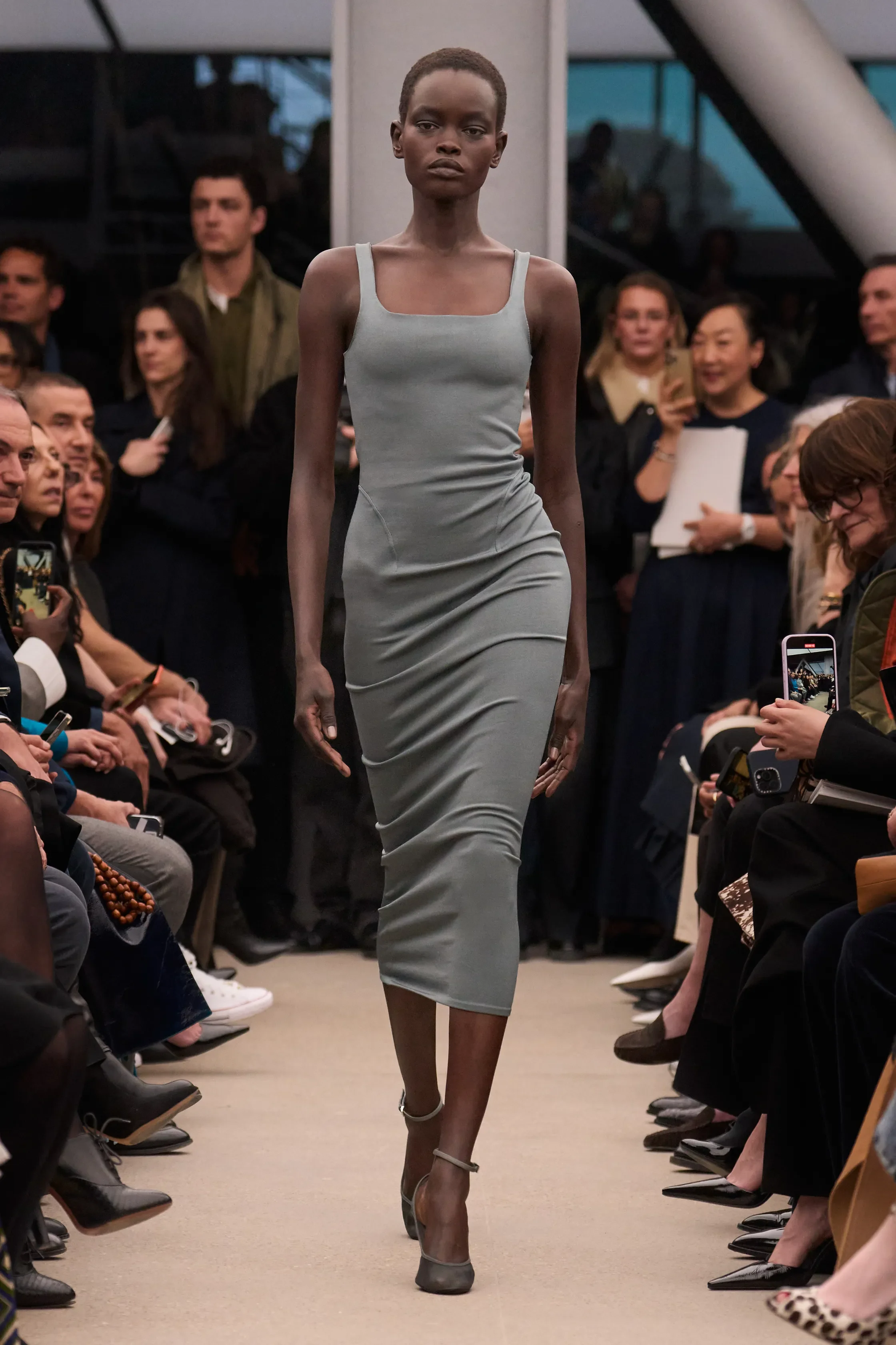 00002-alaia-fall-2026-ready-to-wear-credit-brand.jpg.webp