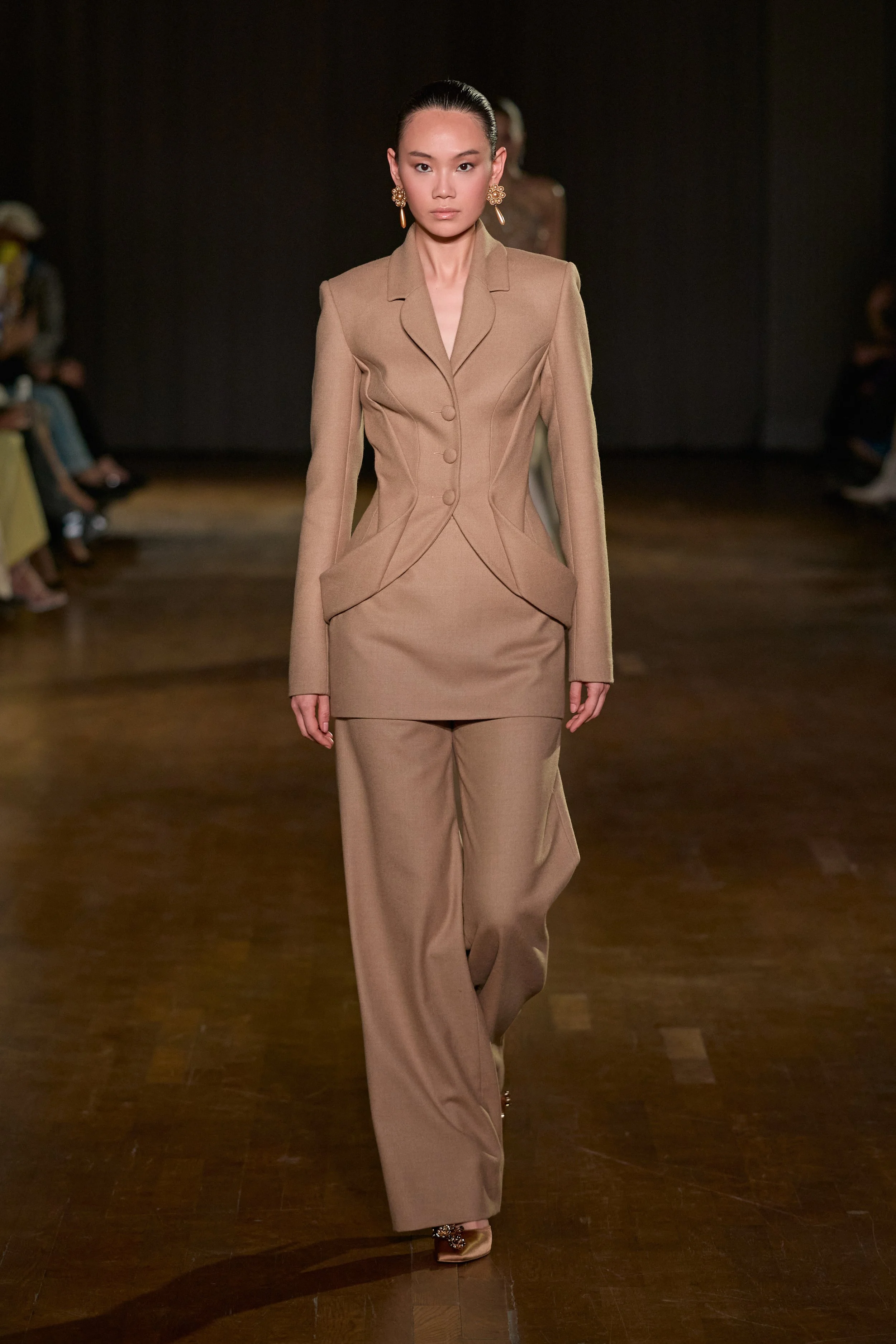 Hobeika_fw26_runway_press_18.jpg