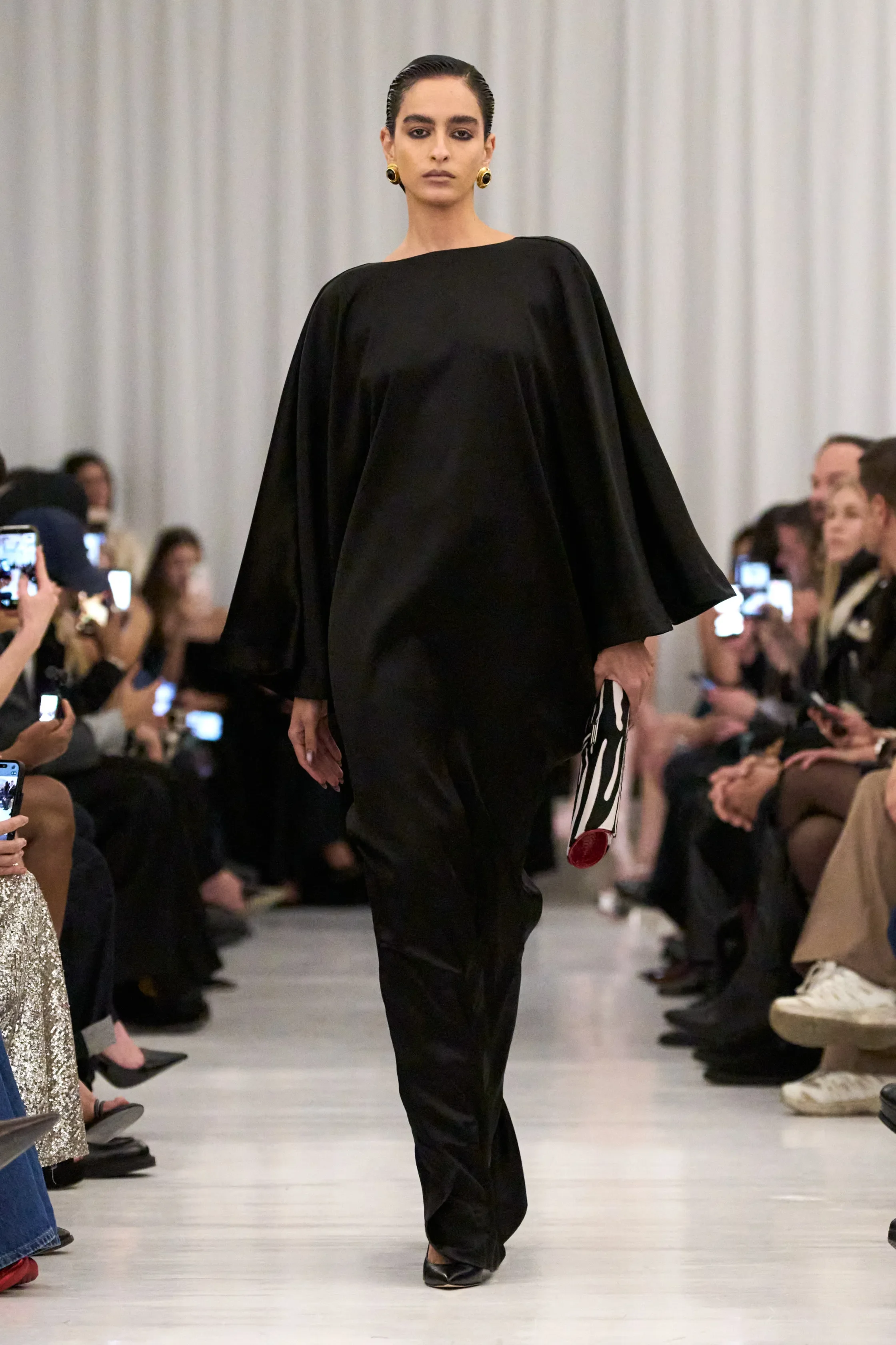 00021-christian-cowan-fall-2026-ready-to-wear-credit-gorunway.jpg.webp