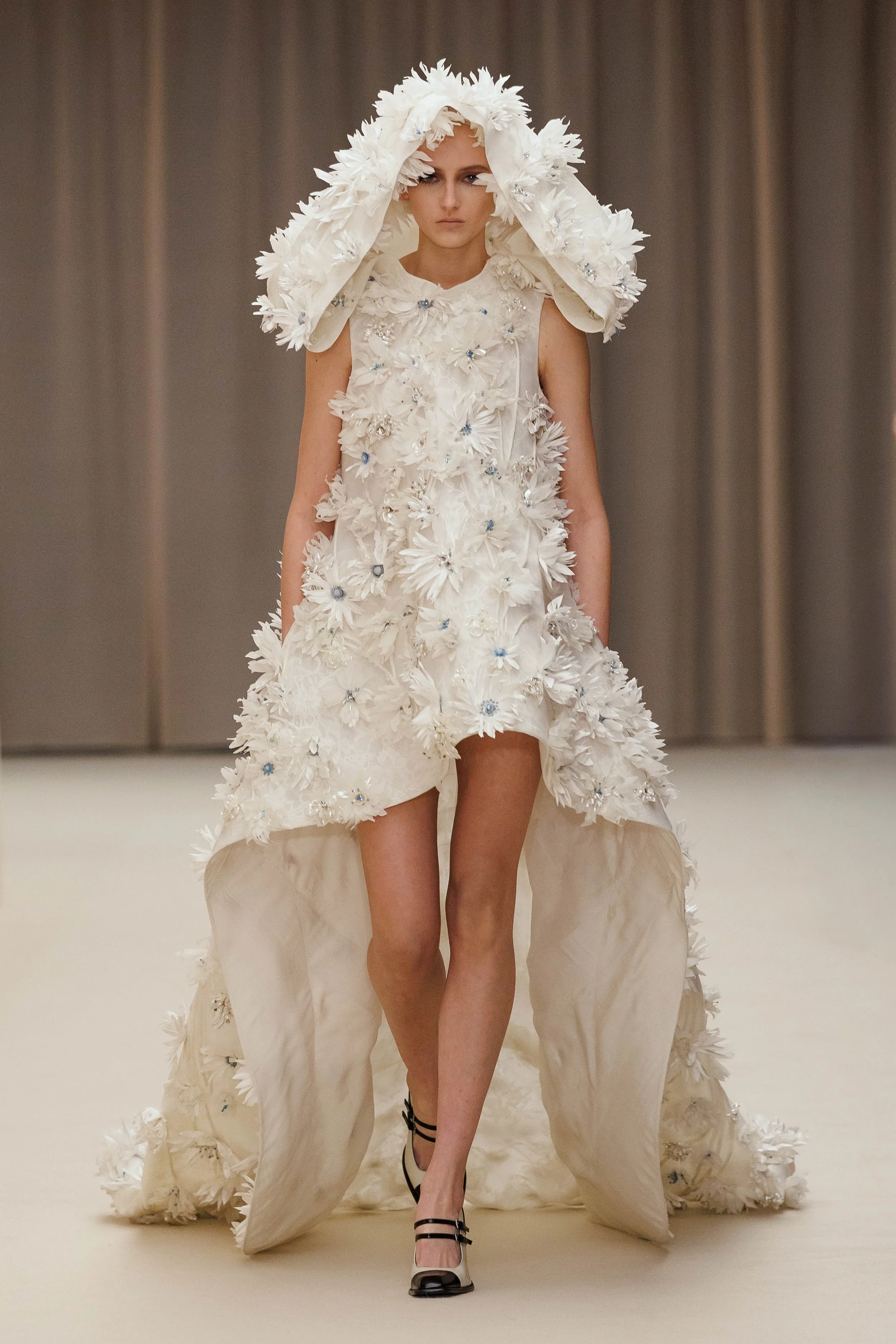 PARIS FASHION WEEK FALL/WINTER 2026: DAY 7