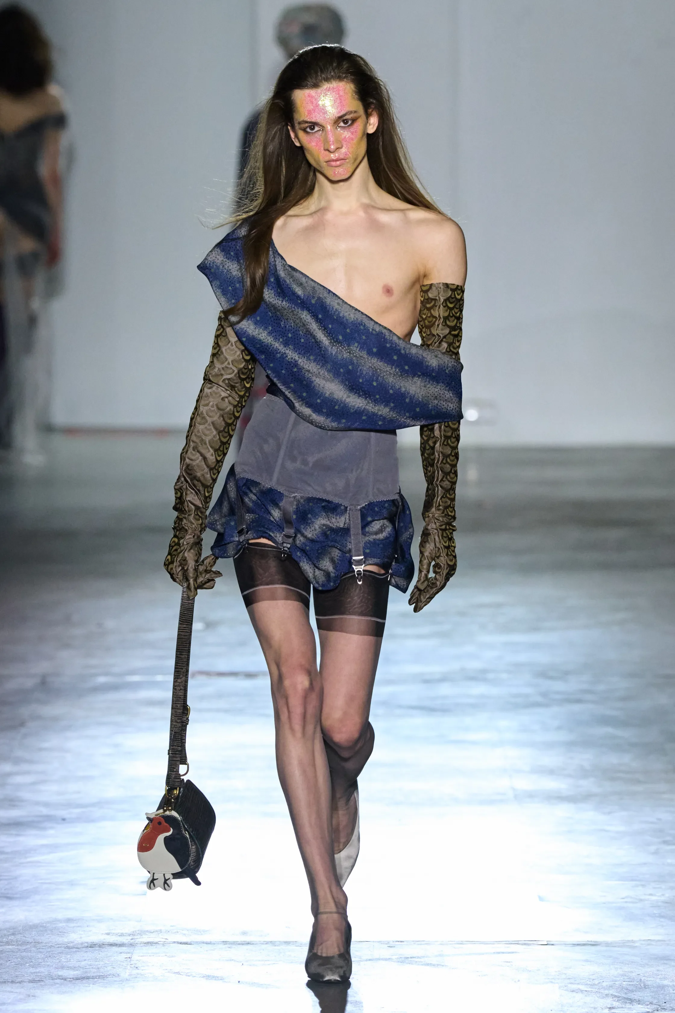 00033-andreas-kronthaler-for-vivienne-westwood-fall-2026-ready-to-wear-credit-gorunway.jpg.webp