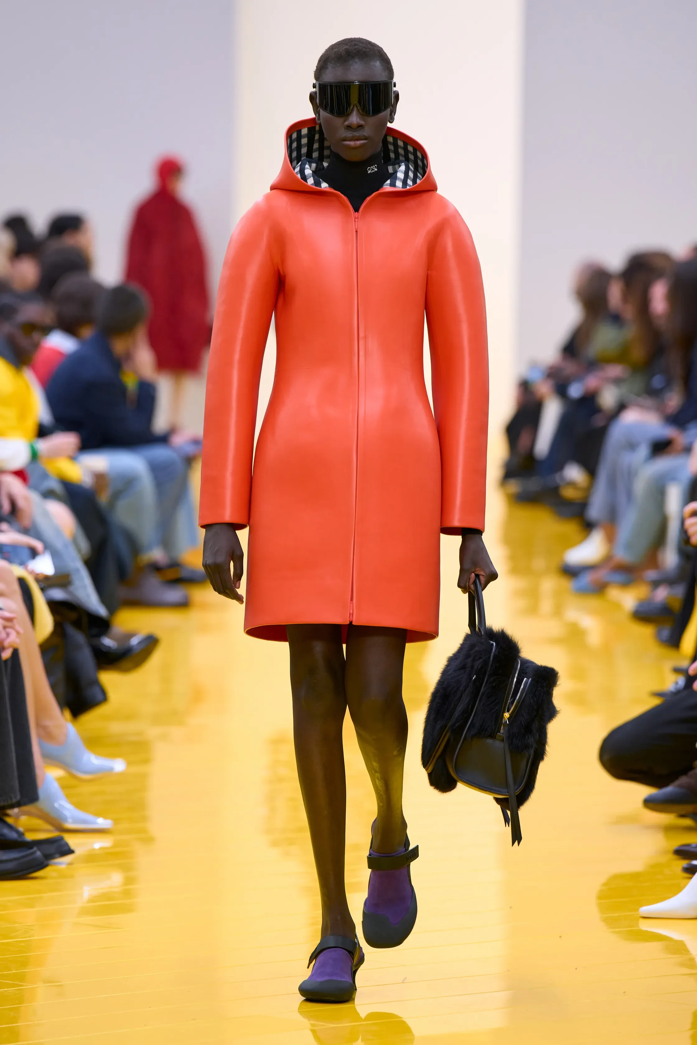 00038-loewe-fall-2026-ready-to-wear-credit-gorunway.jpg.webp