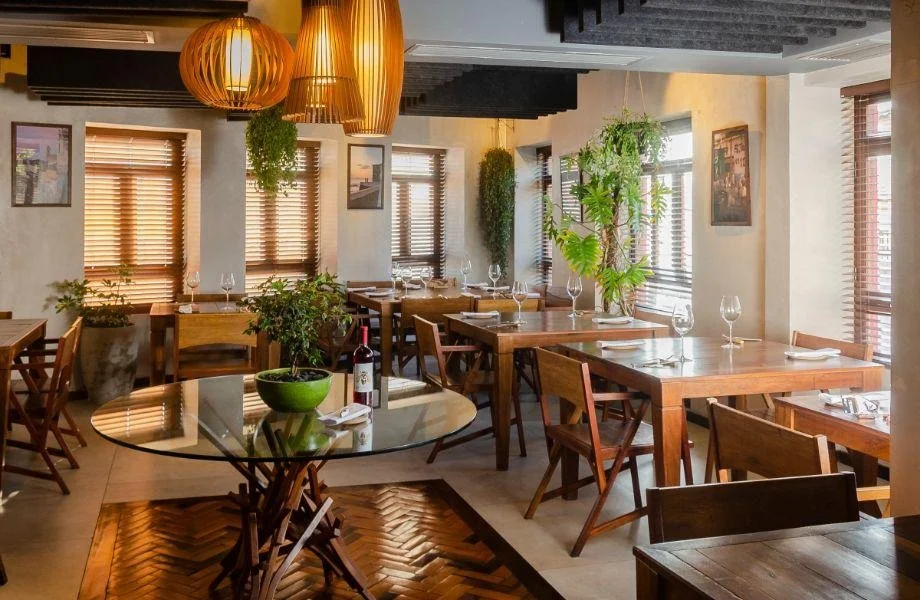 MANGA SALVADOR, WHERE OCEAN VIEWS MEET FLAVOUR