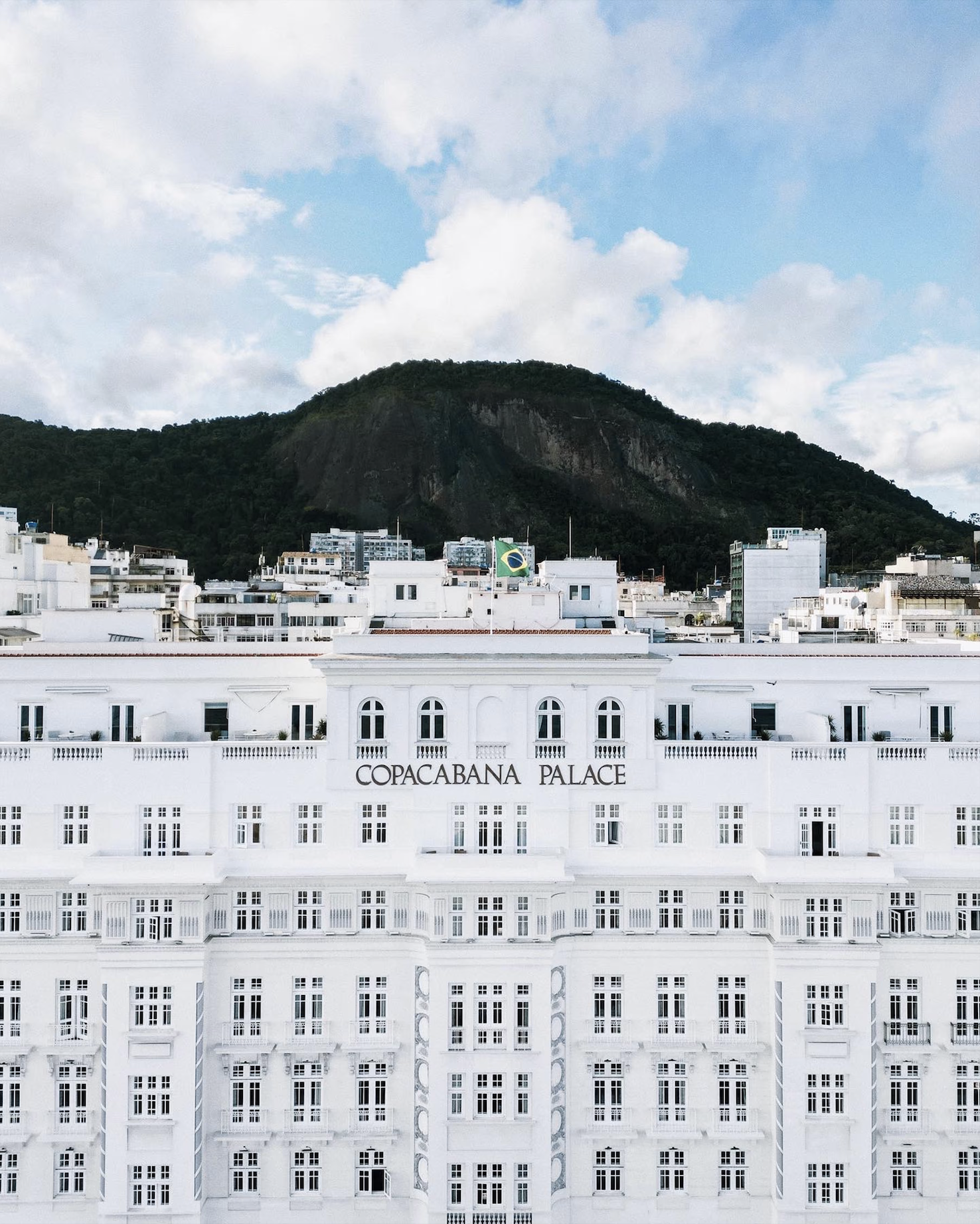 HOTEL COPACABANA PALACE: A SLICE OF TIMELESS GRANDEUR IN RIO DE JANEIRO