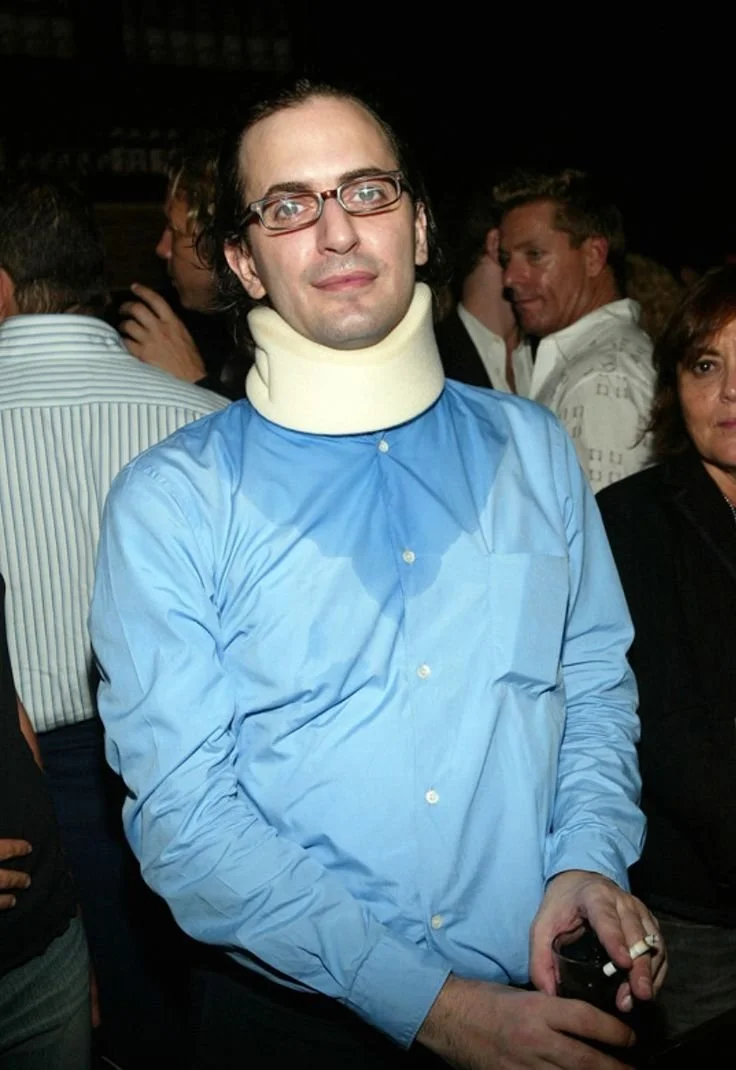 3. NECK_BRACE.jpg