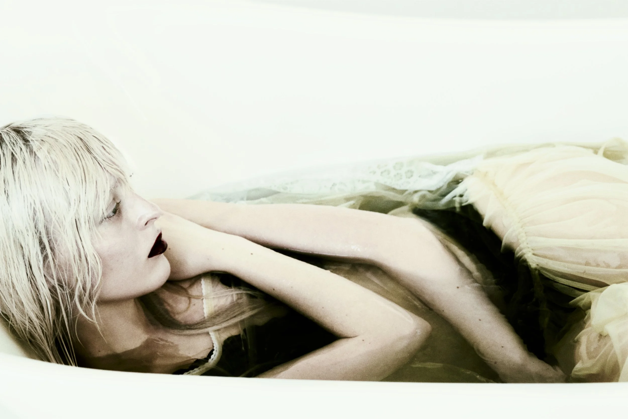 EXCLUSIVE EDITORIAL BY VINCENZO VALENTE