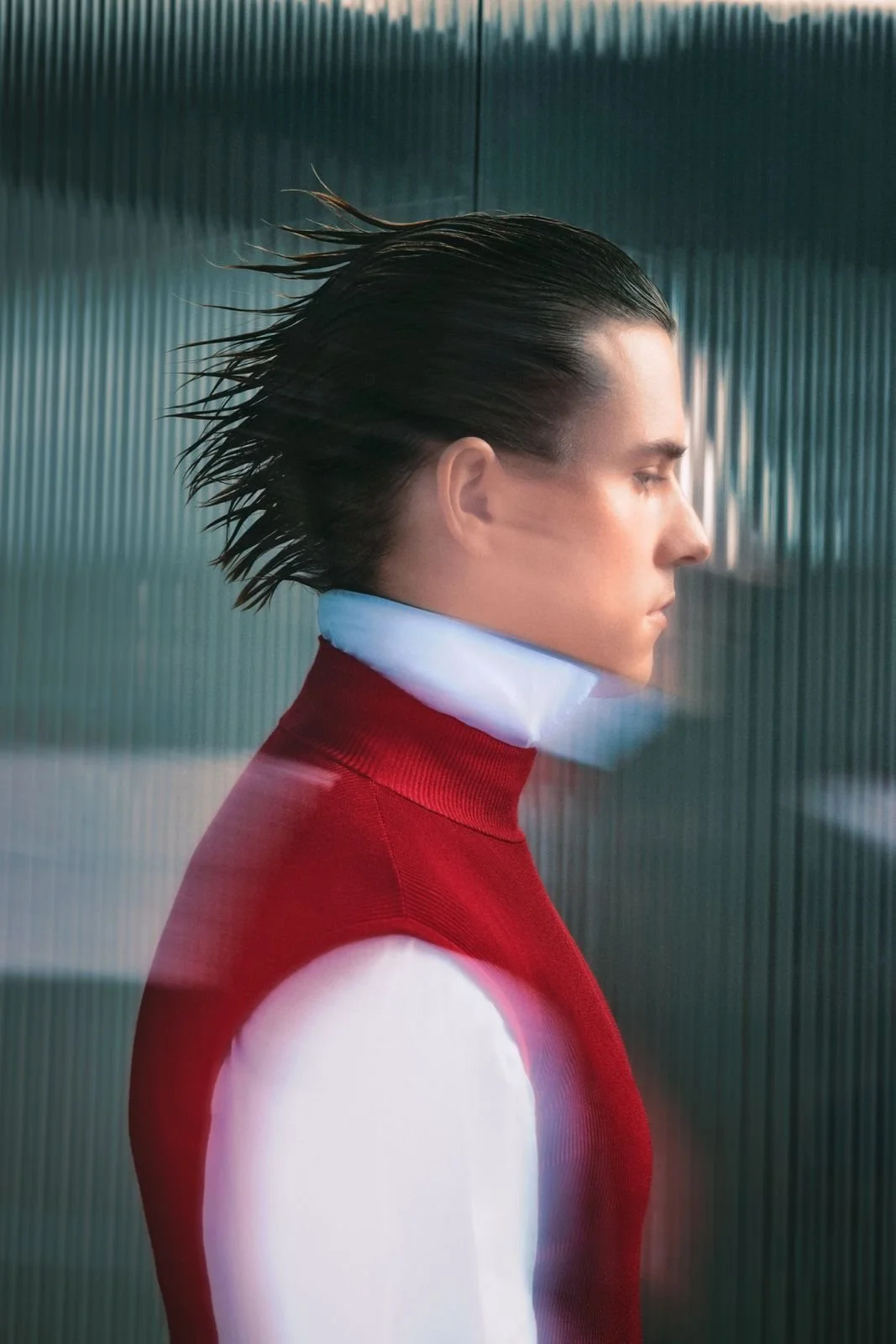 ‘NOTHING BUT THE ESSENTIALS’ EDITORIAL BY RIDVAN CAVUS