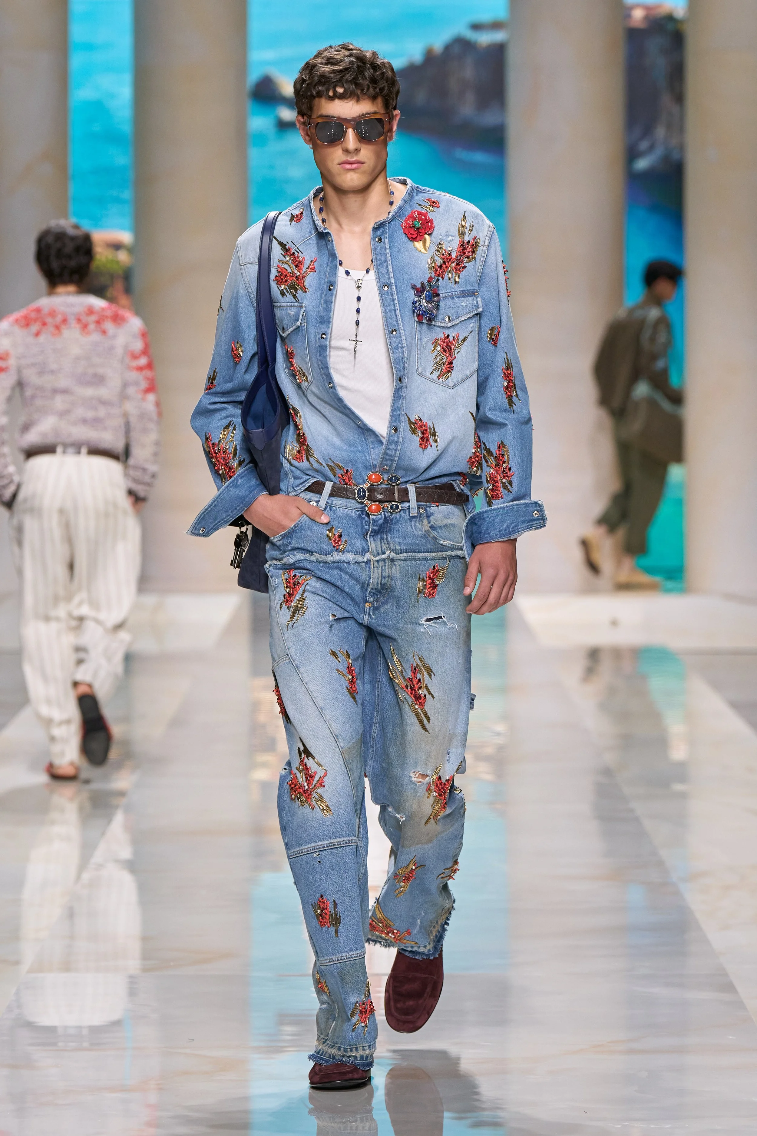 DG-SFILATA-UOMO-SPRING-SUMMER-2027-RUNWAY_LOOK_79.jpg