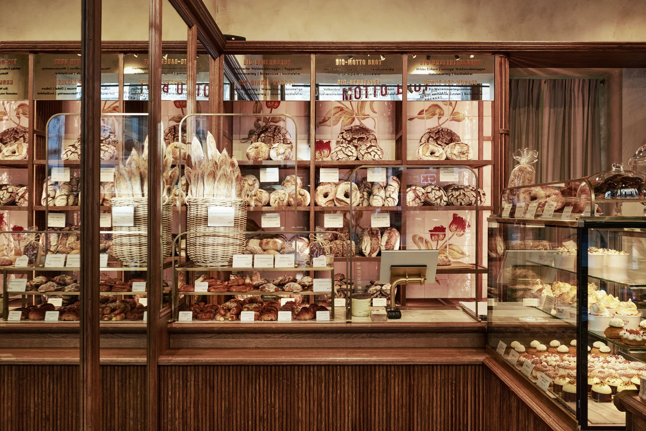 MottoBrot Bakery (c) Oliver Jiszda (2).jpg