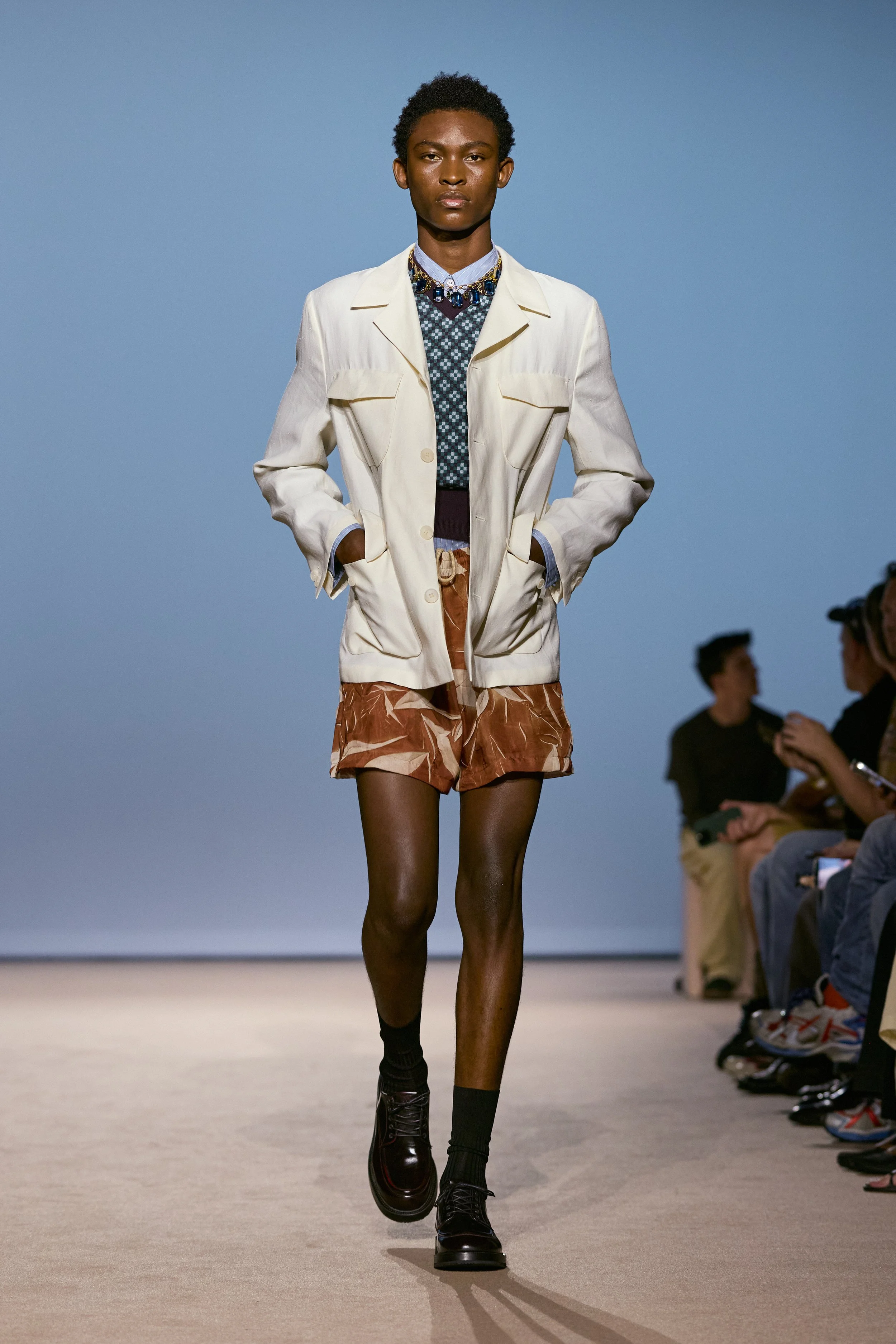 Wooyoungmi_ss27_runway_press_look_04.jpg (Copy)