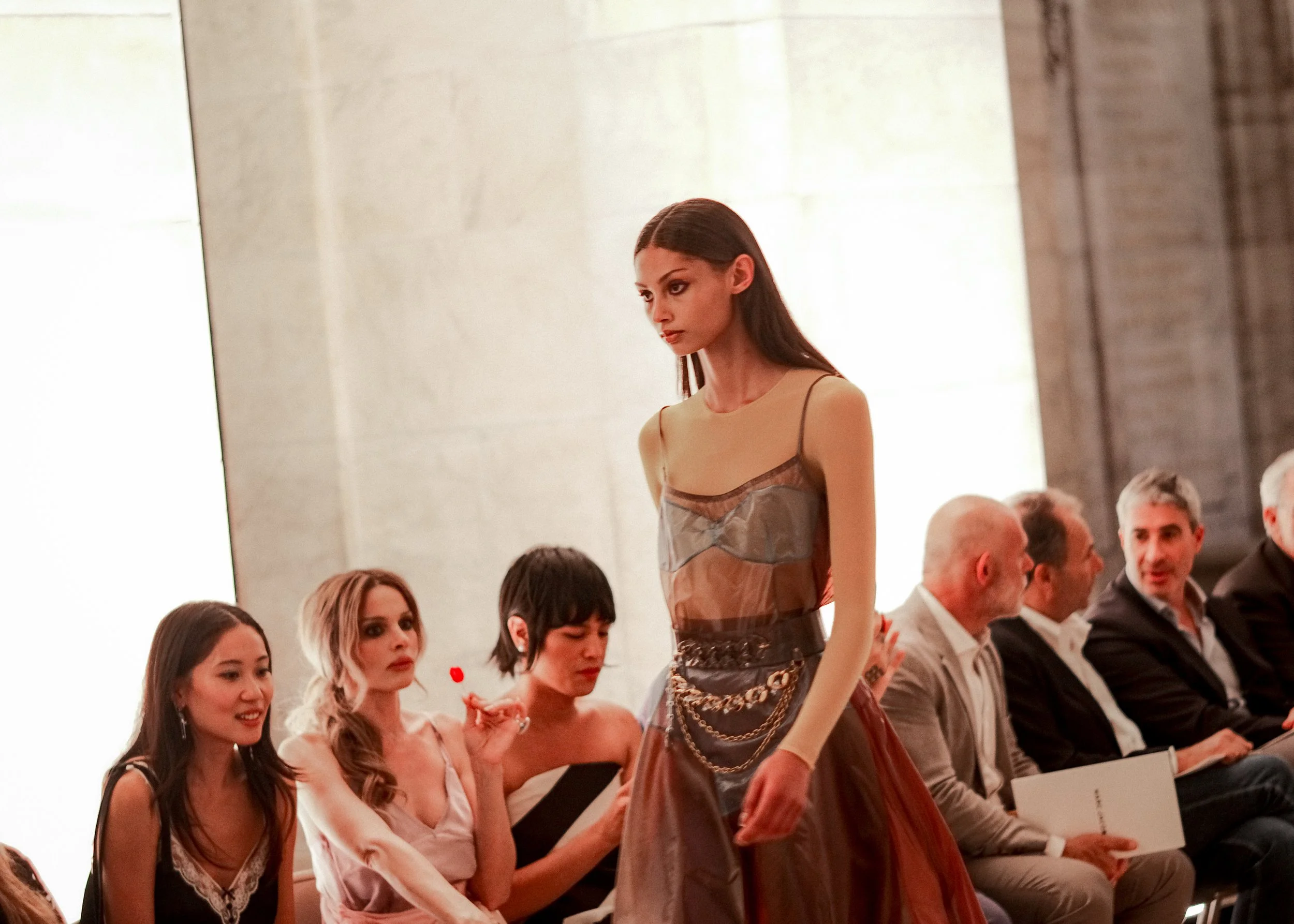 LAYERS OF SHEER AND SHINY GRATITUDE IN MARC JACOBS SPRING/SUMMER 2027 SHOW