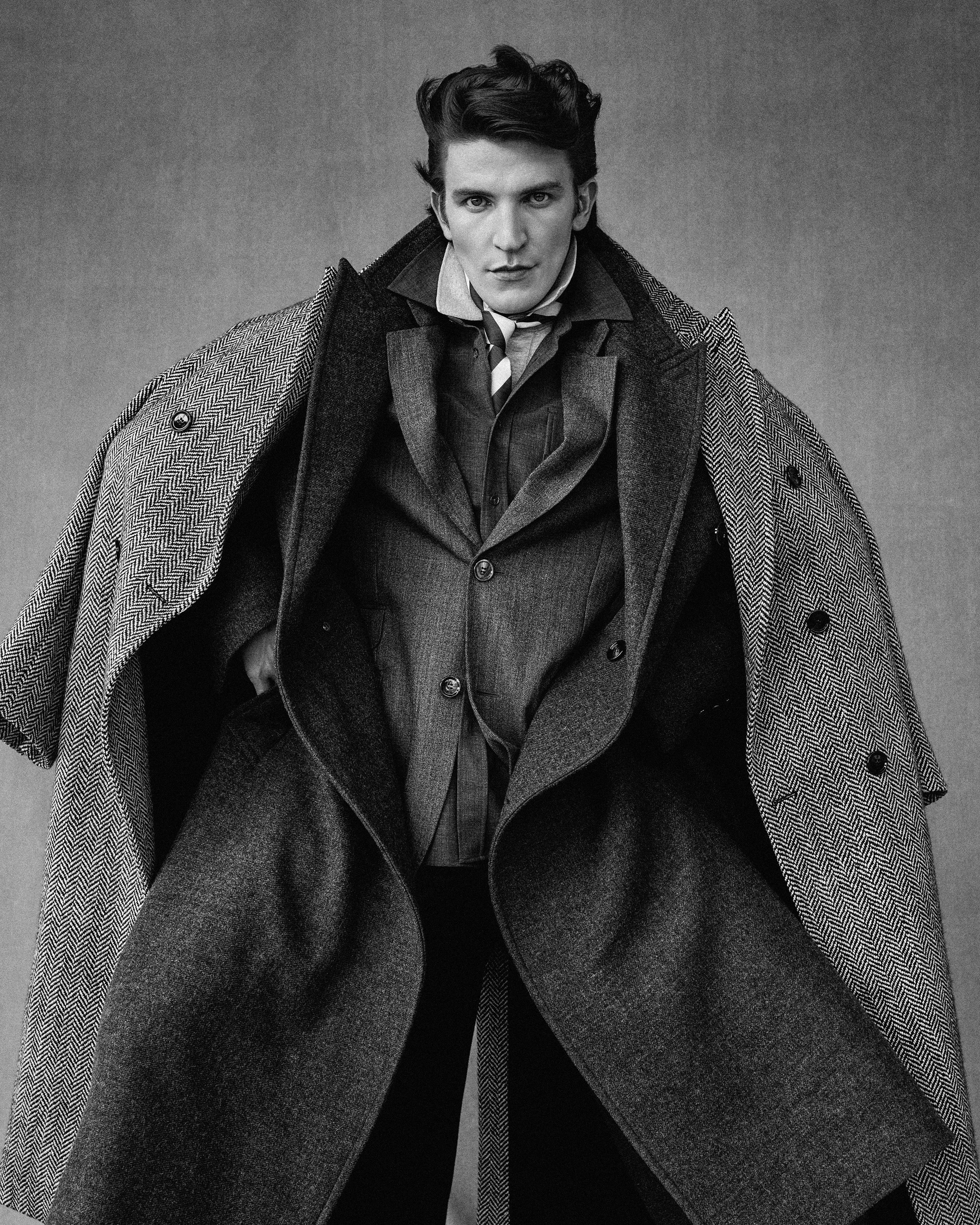 sh03_EwanMitchell-1996_BW.jpg