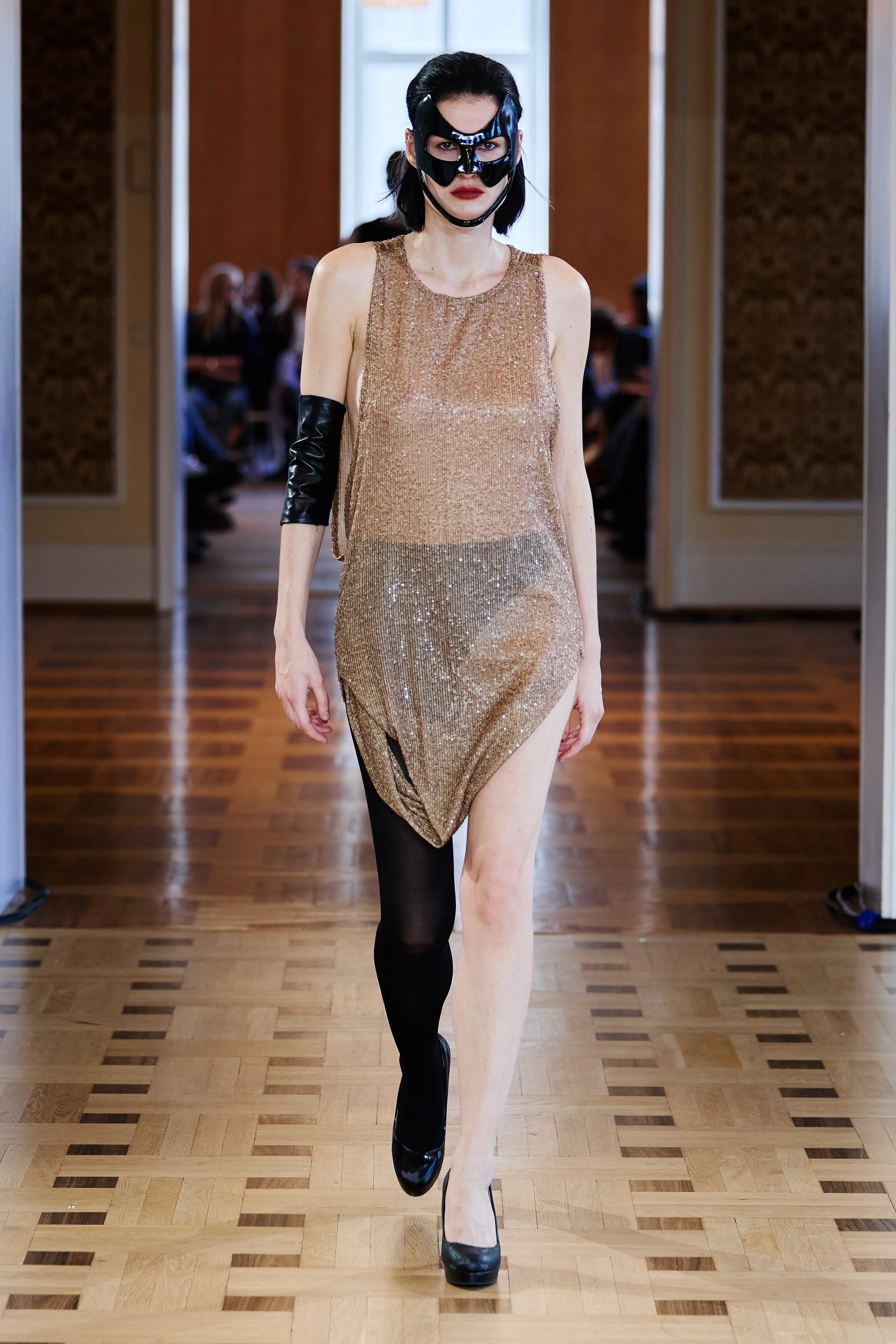 MartinQuad_SS27_Runway25_by_Finnegan-Koichi-Godenschweger_for_BFW_2x3.jpg