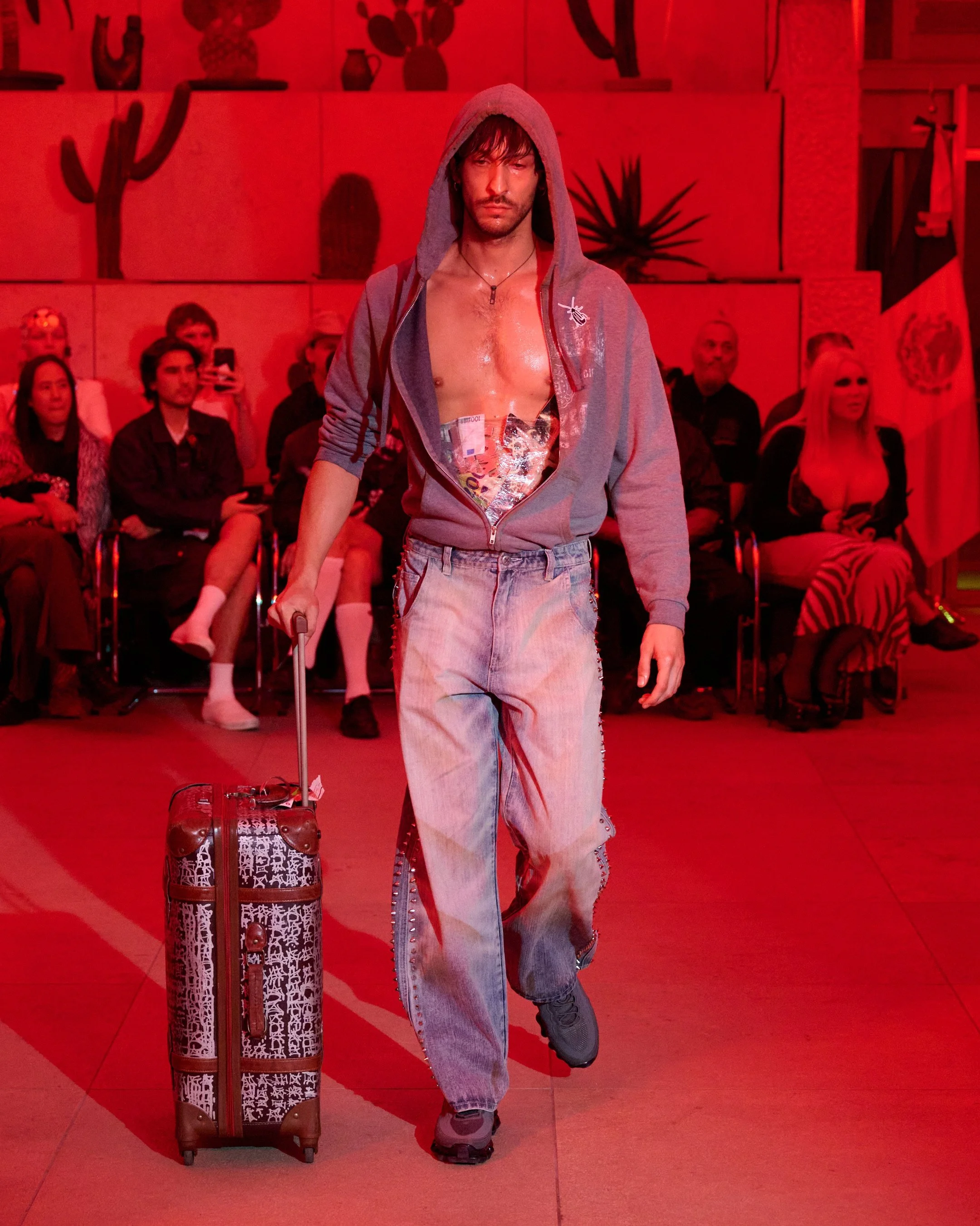 Barragán_SS27_Look011_by_James Cochrane_for_BFW_SOCIAL.jpg