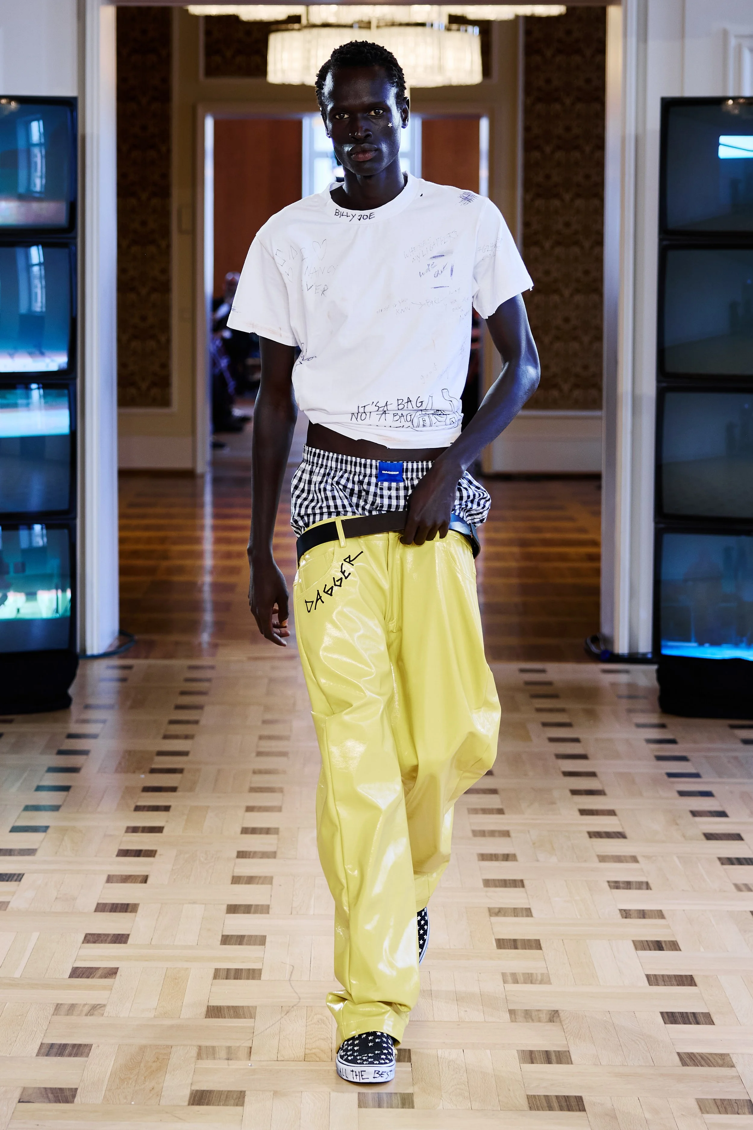 Dagger_SS27_Runway31_by_Finnegan-Koichi-Godenschweger_for_BFW_2x3.jpg
