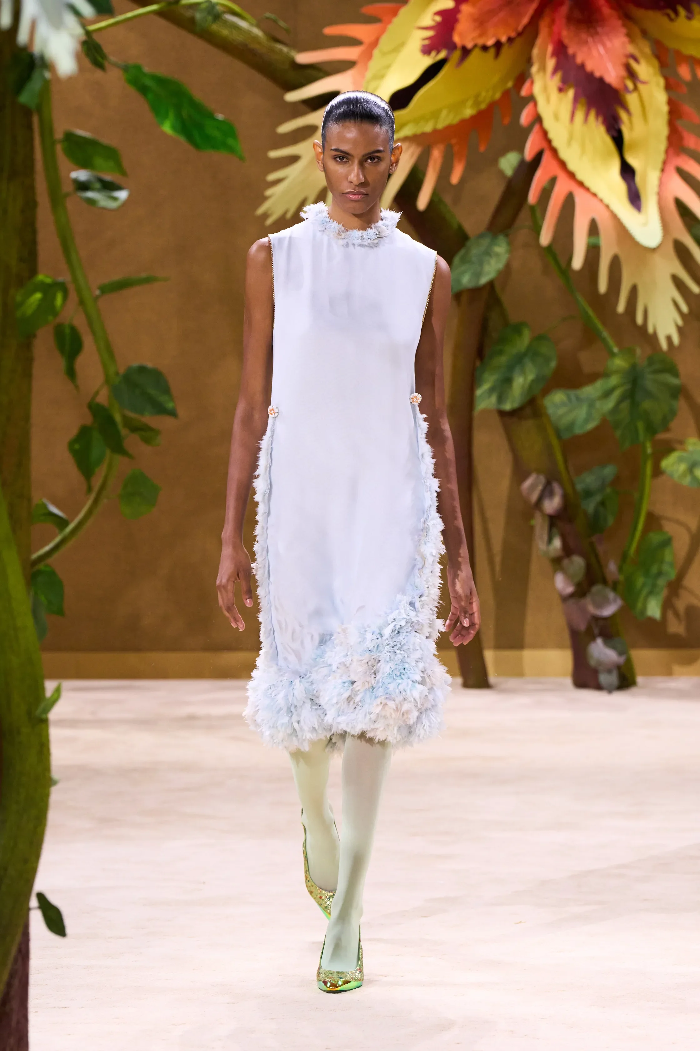 00043-chanel-fall-2026-couture-credit-gorunway.jpg.webp
