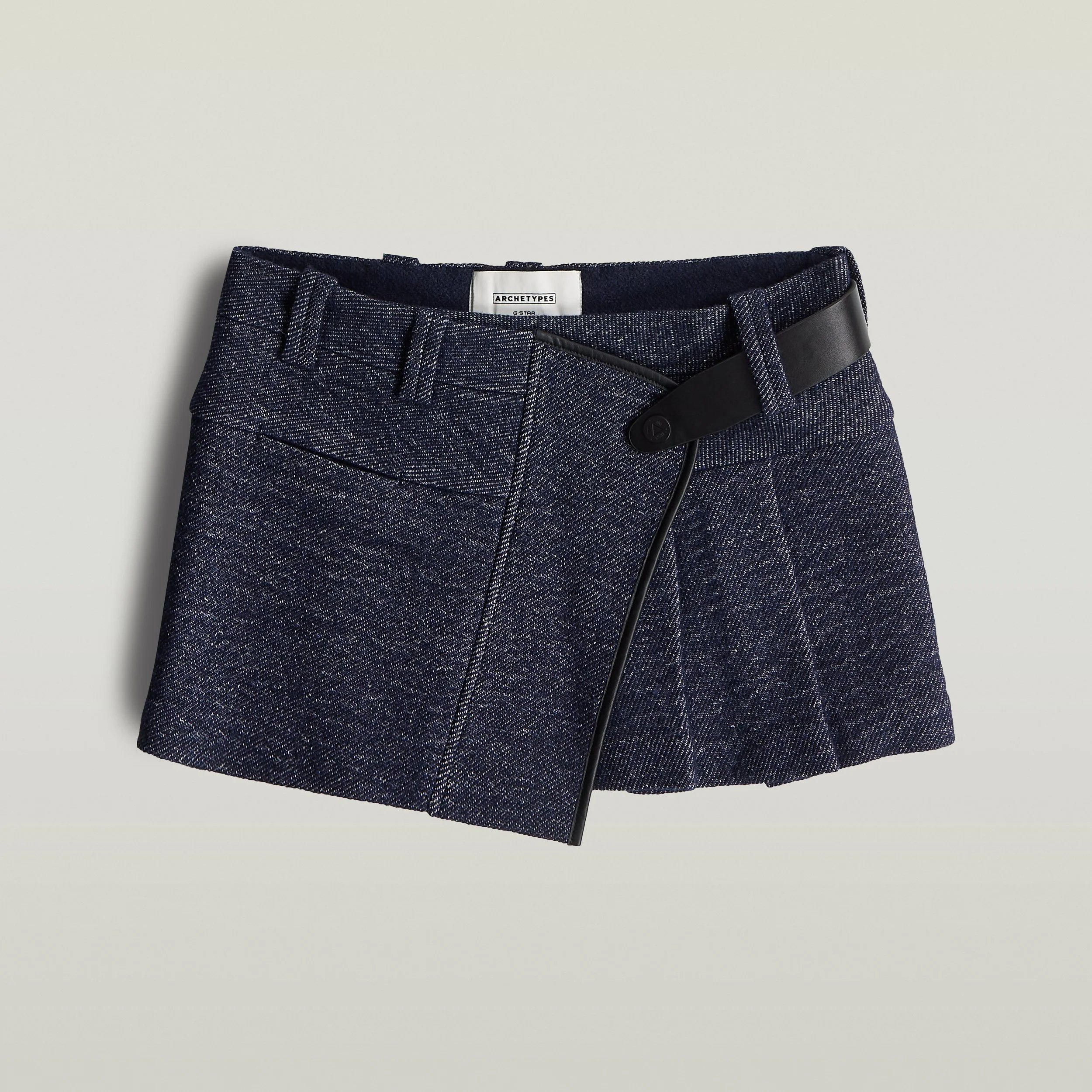 D30218-E672-C742-M04.jpg