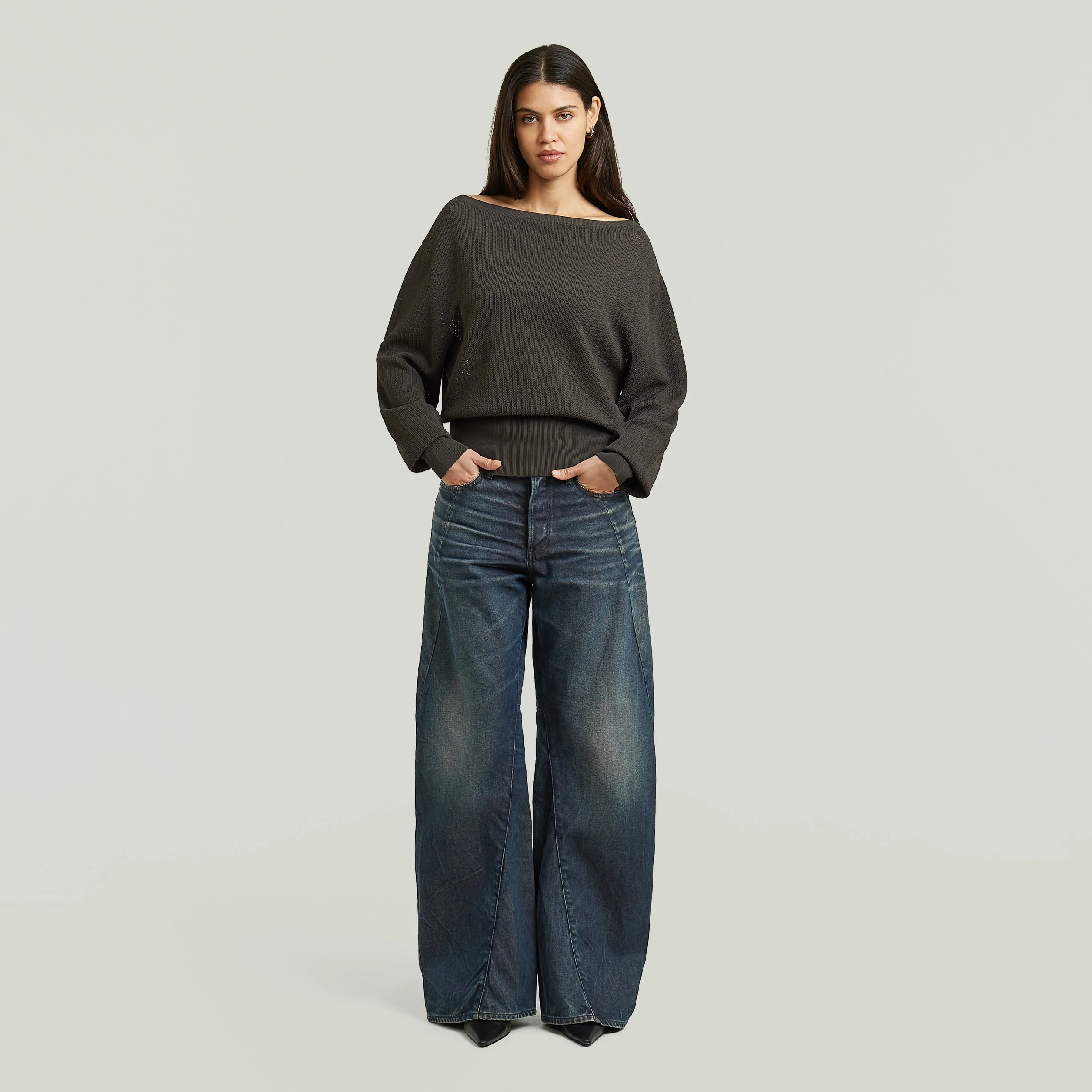 D27690-D436-J537-M03.jpg
