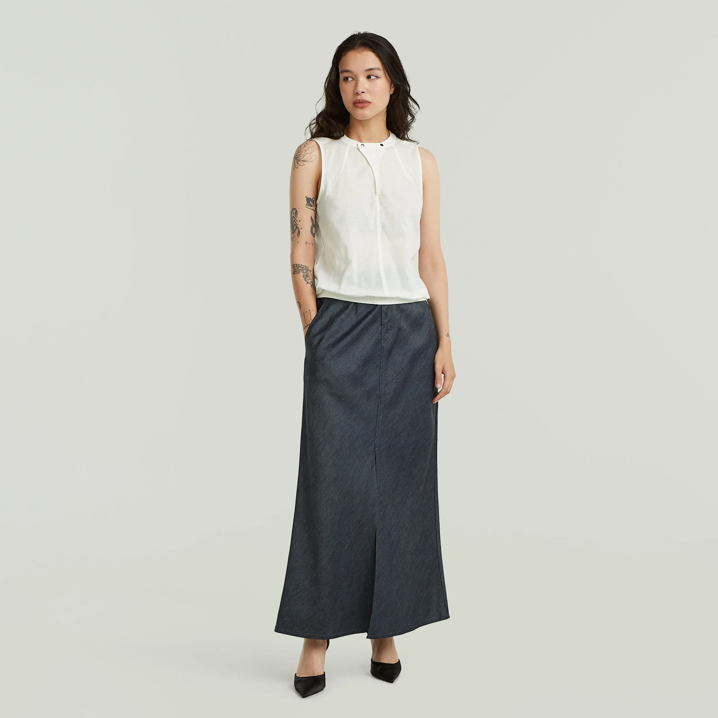 D29003-E516-082-M06.jpg