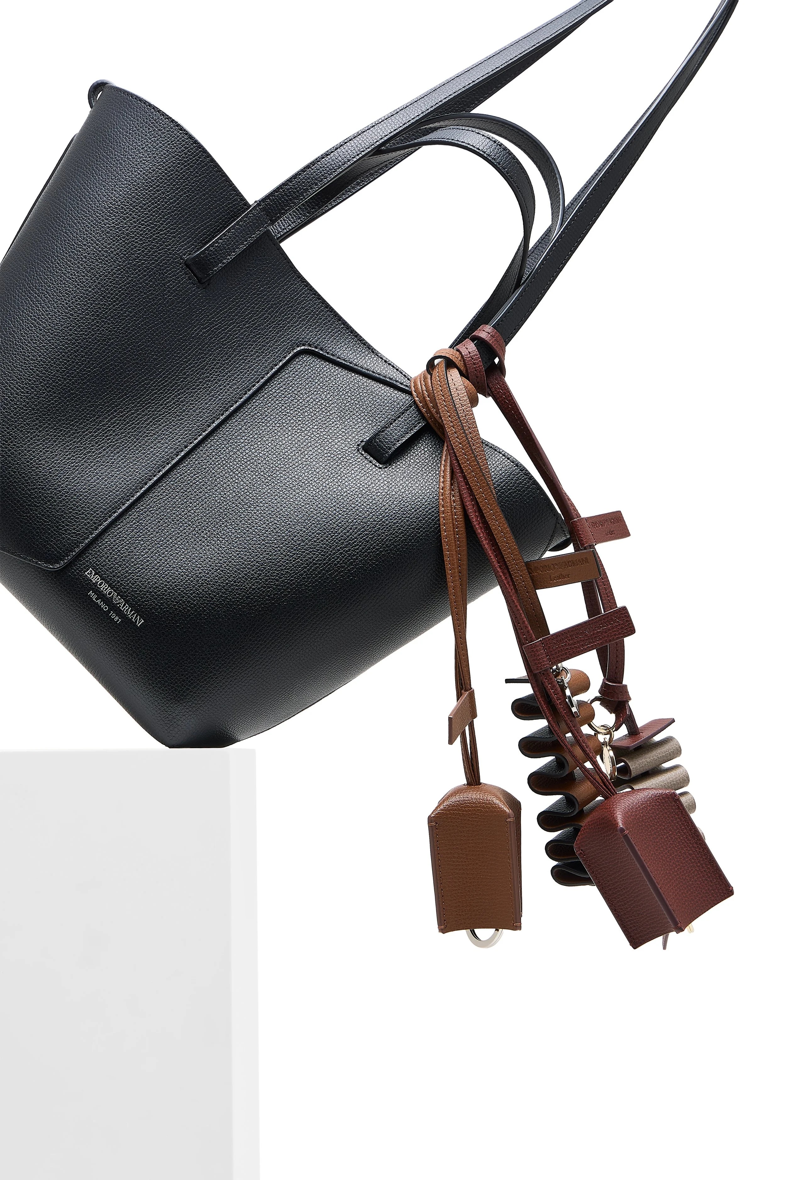 Emporio Armani 1981 - bag (11).jpg