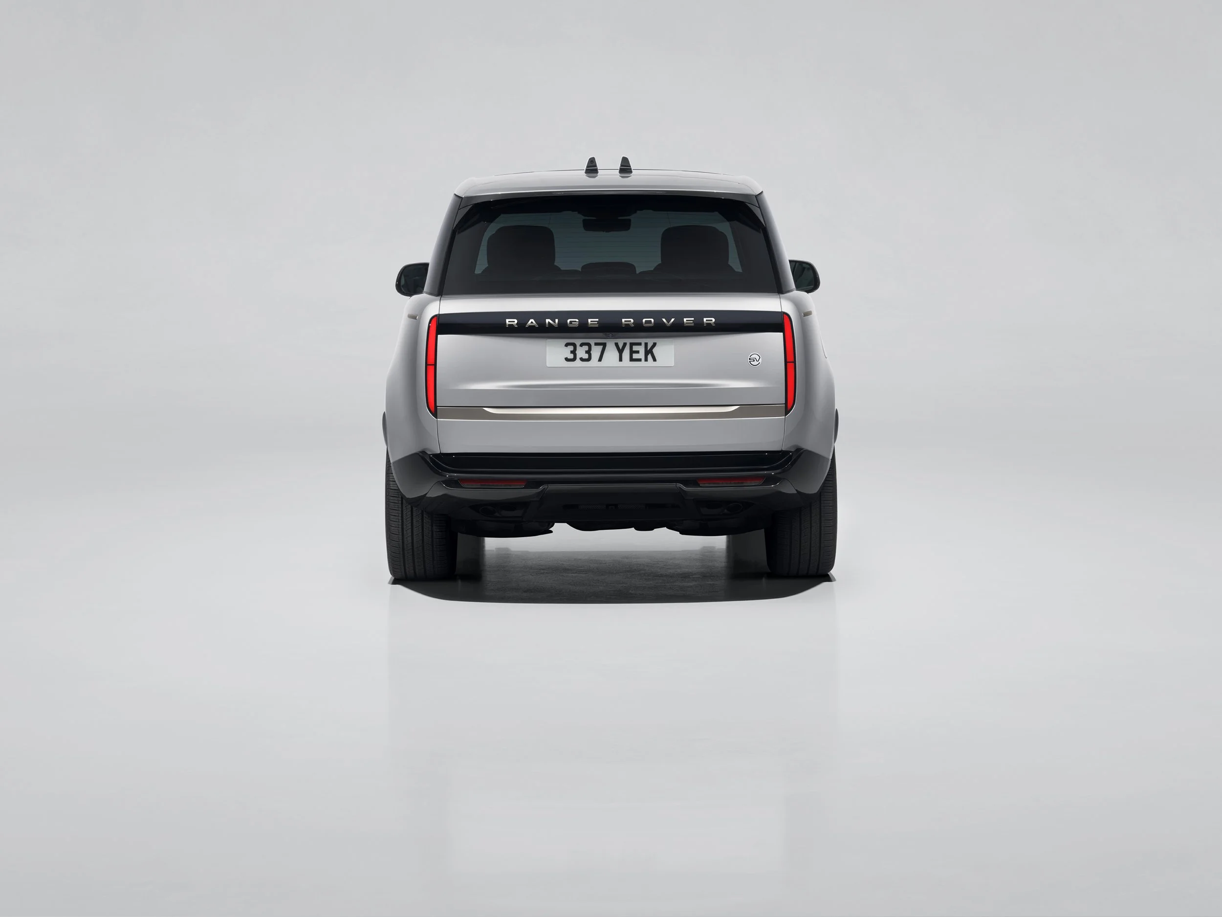 L460_REAR_PROFILE-04a_FINAL_LR_72dpi.jpg