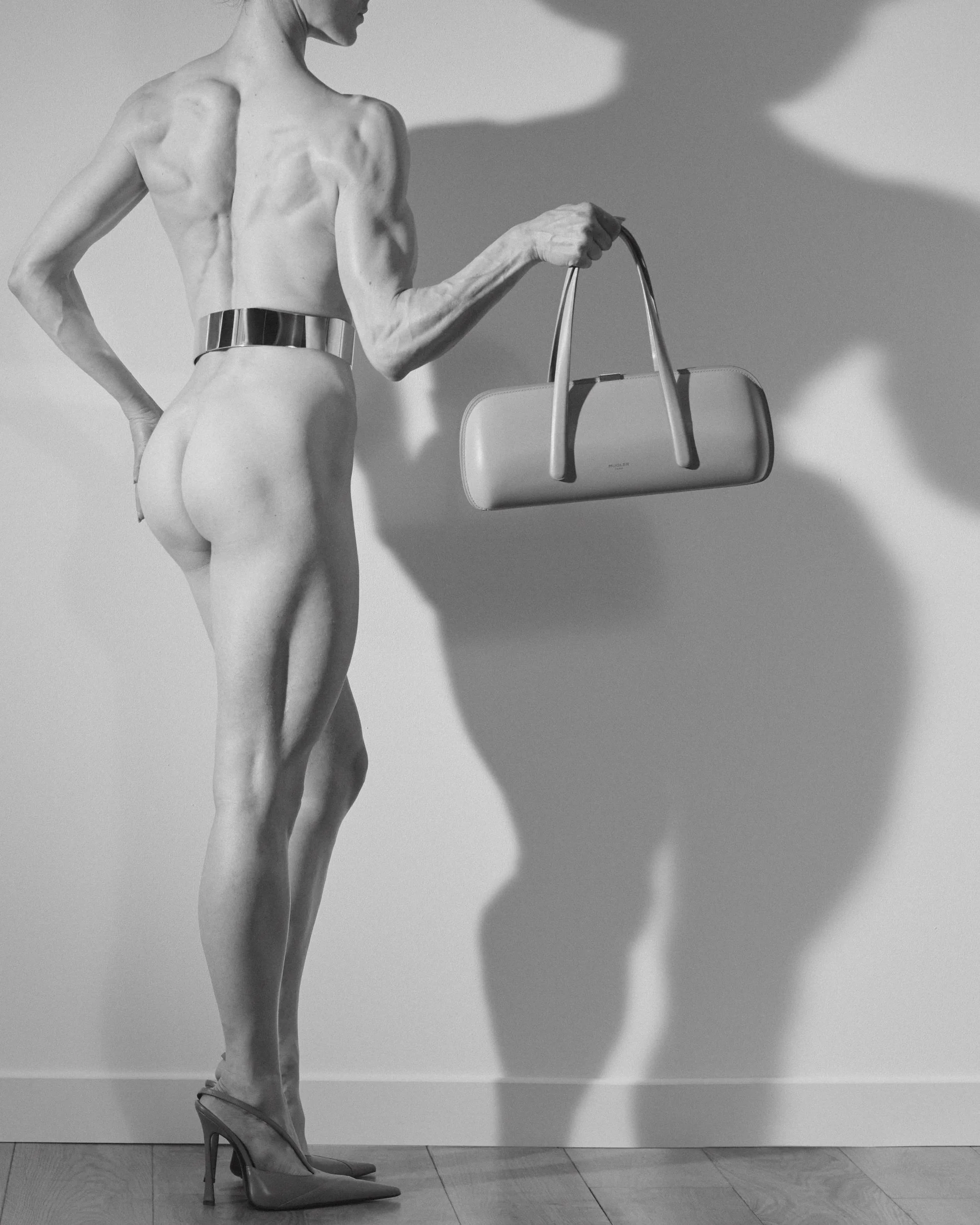 Mugler_BodybuilderBag_4x5_Aurora4.jpg
